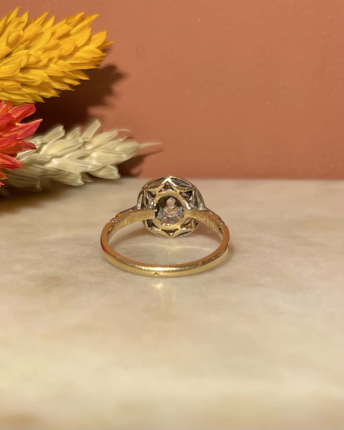 Art Deco 9 Diamond Ring "Rosemarie"