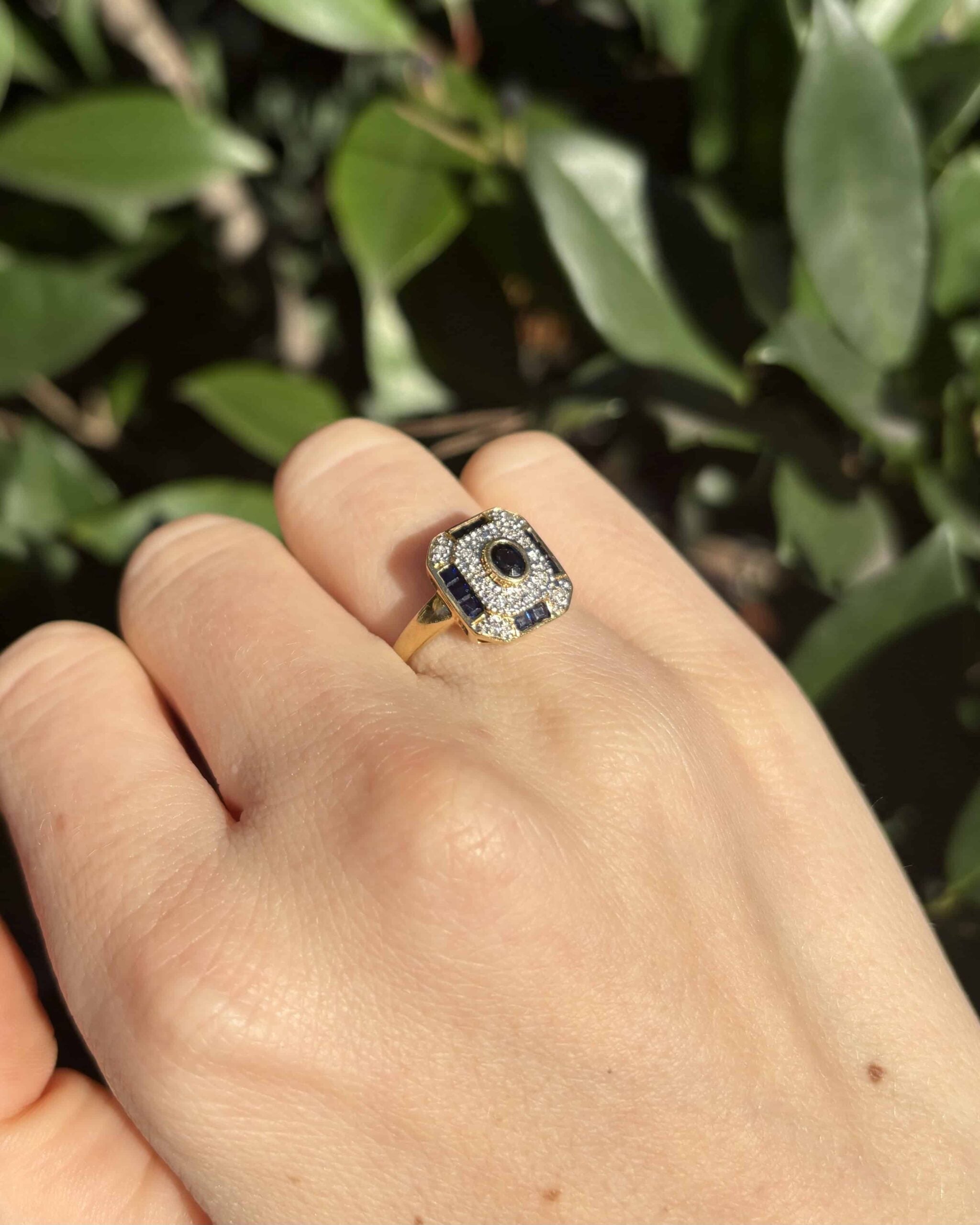 Bague style Art-déco Saphirs 0.50 carat et Diamants "Eleni"