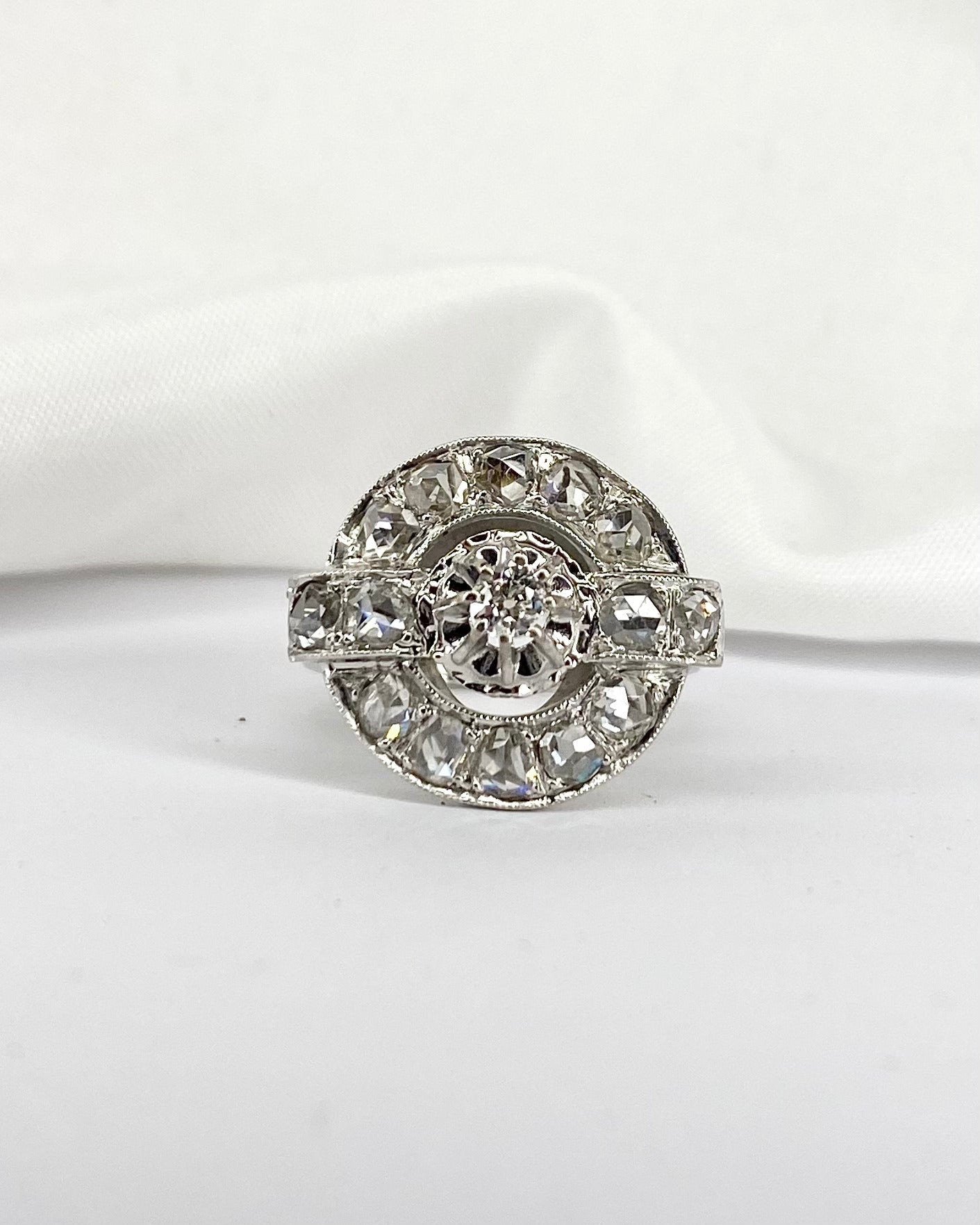 Bague Art Déco 15 Diamants 0.73 carat "Dolly" - Elliade Paris