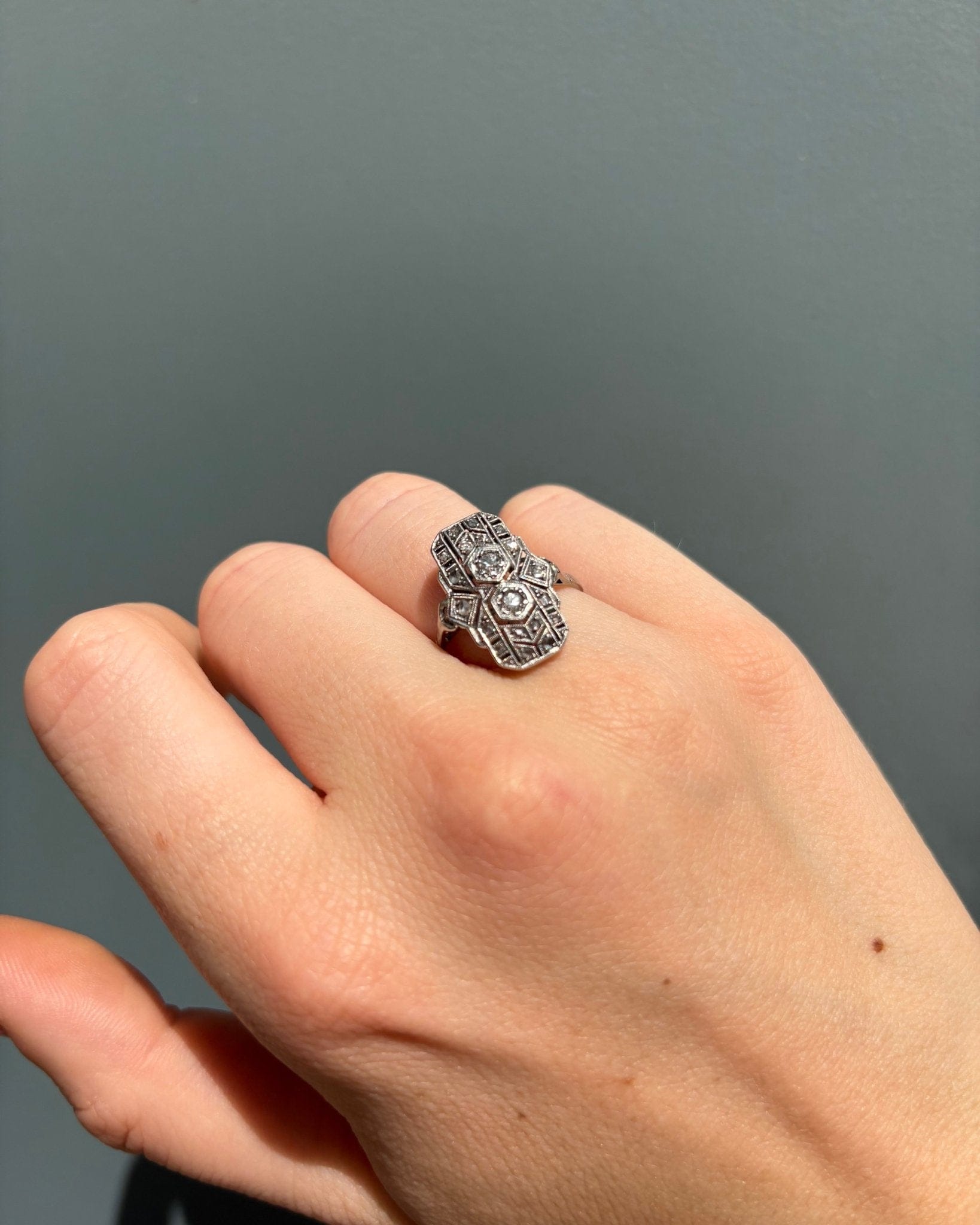 Bague Art - Déco 20 Diamants "Roumi" - Elliade Paris