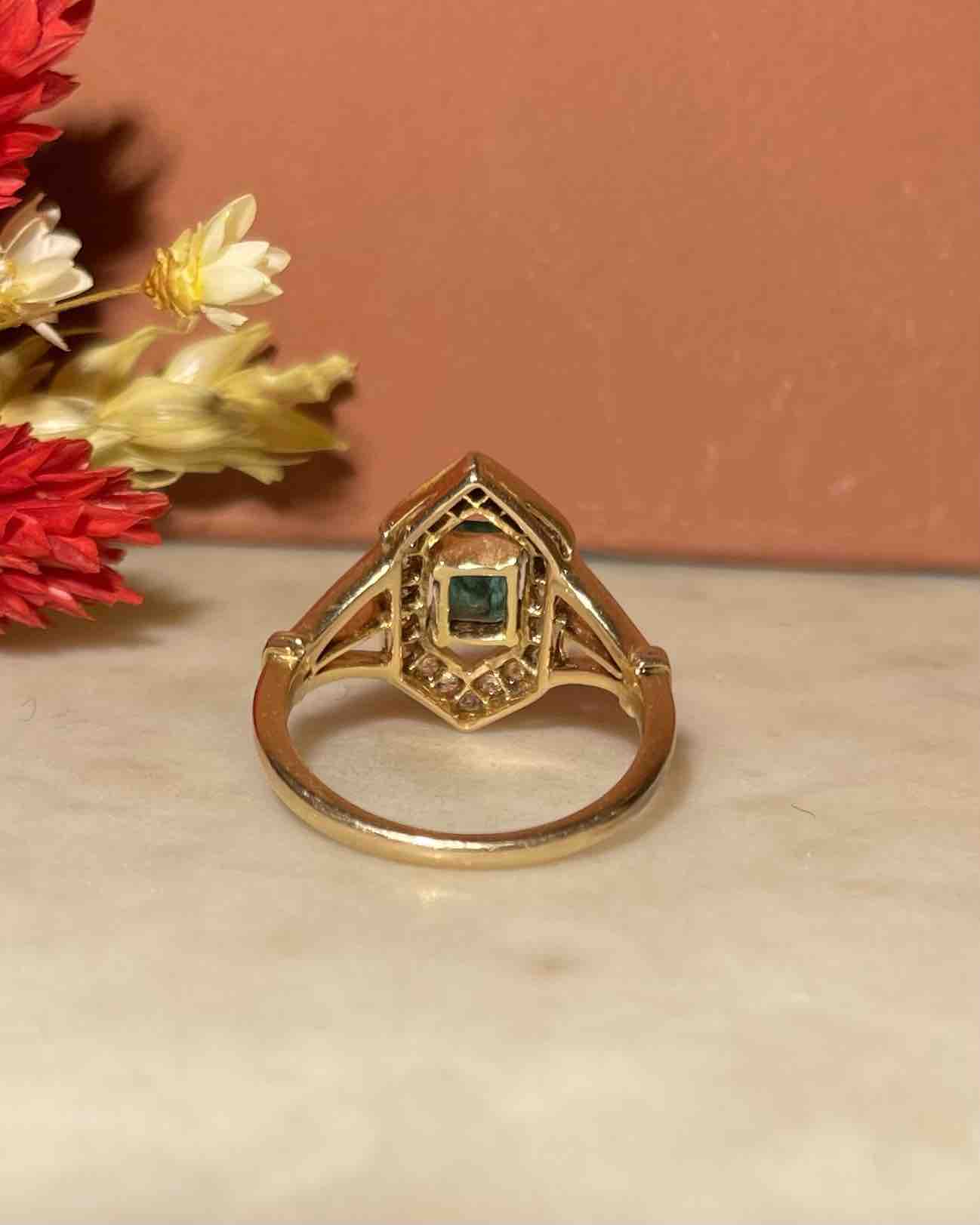 Bague style Art-déco Emeraude et Diamants "Parker"