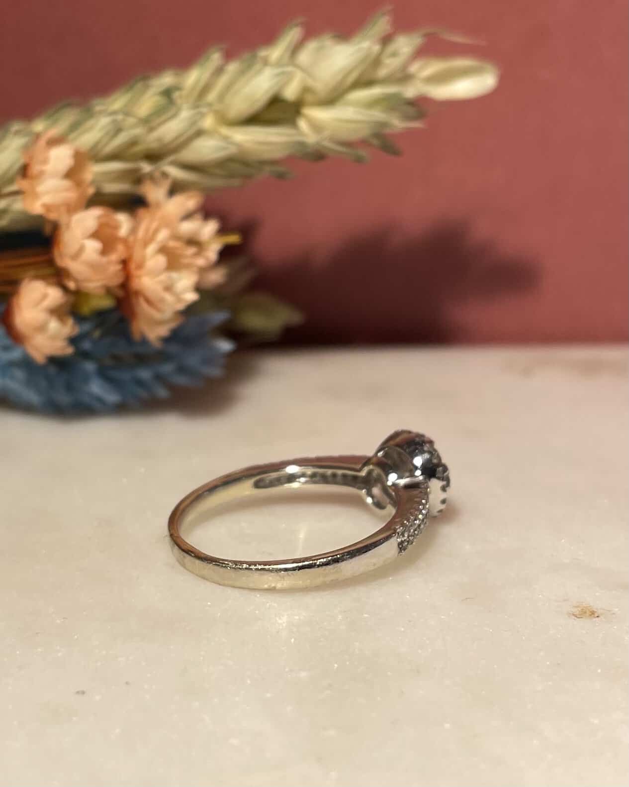 Bague Art - Déco 69 Diamants 0.54 Carat "Lucette" - Elliade Paris