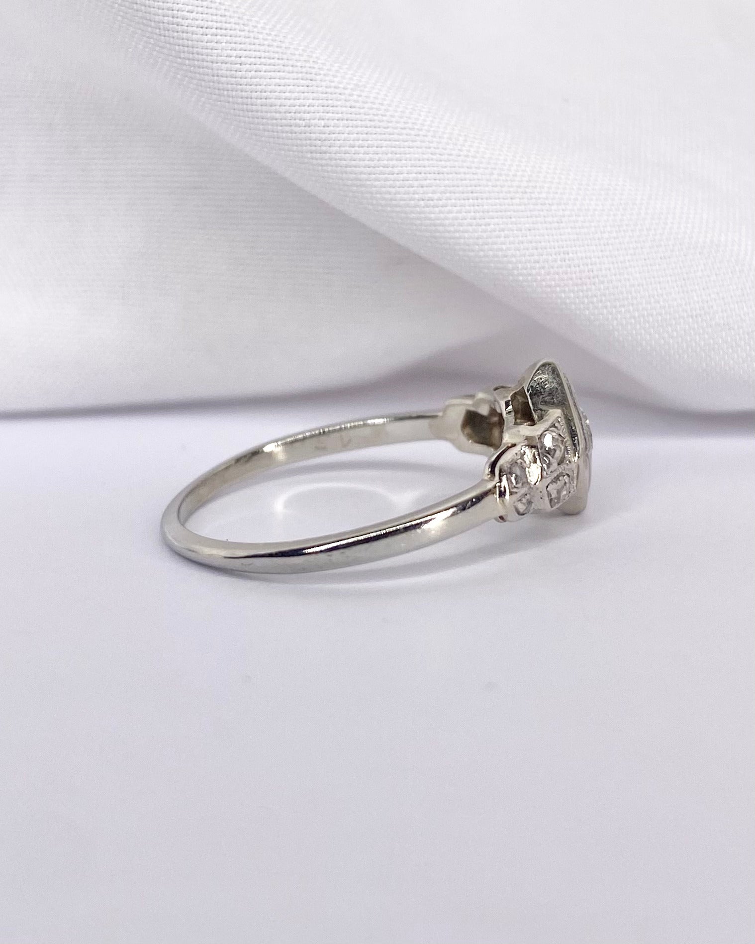 Bague Art Déco 9 Diamants "Corine" - Elliade Paris