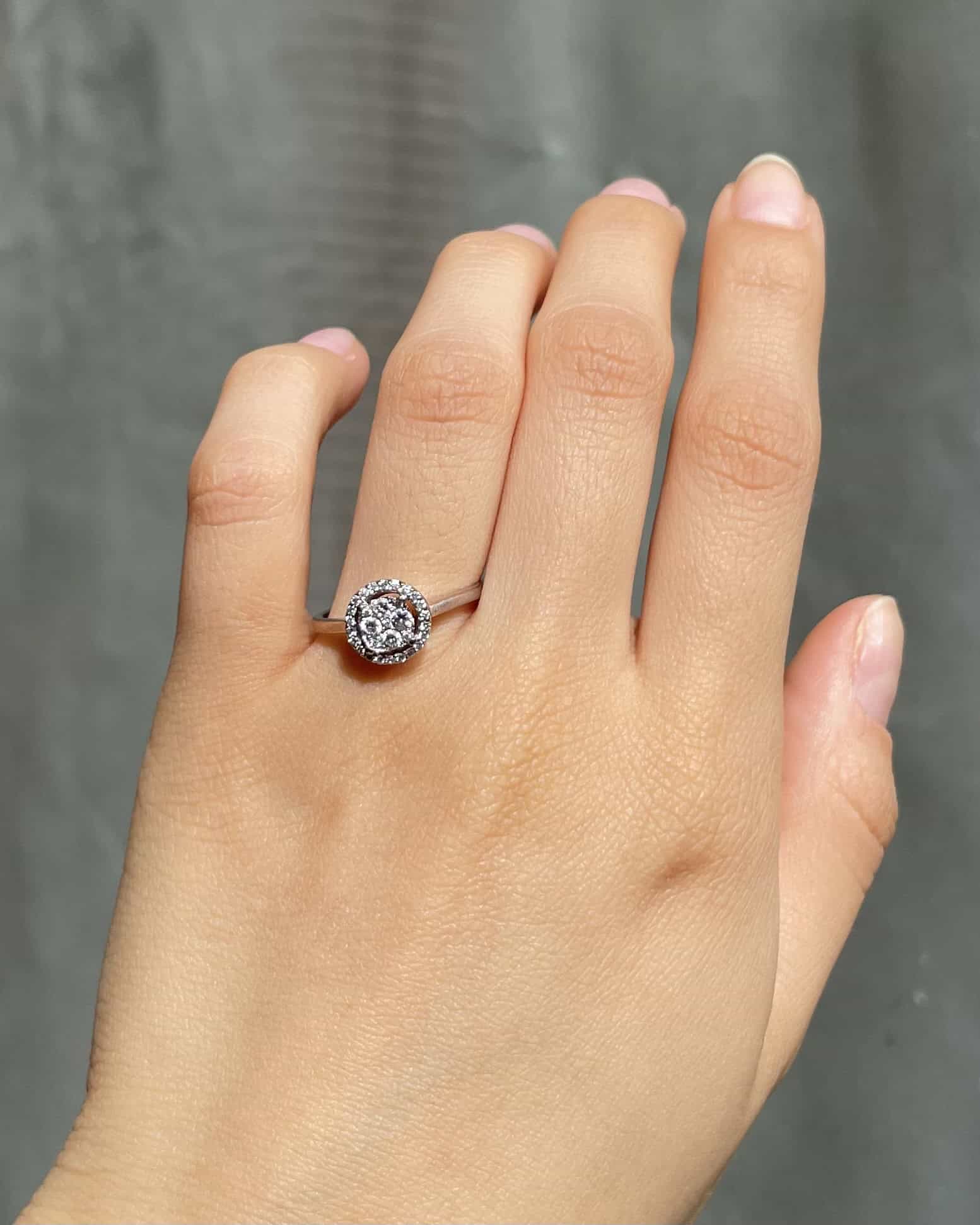 Anillo estilo Art Déco con 31 diamantes "Misty"