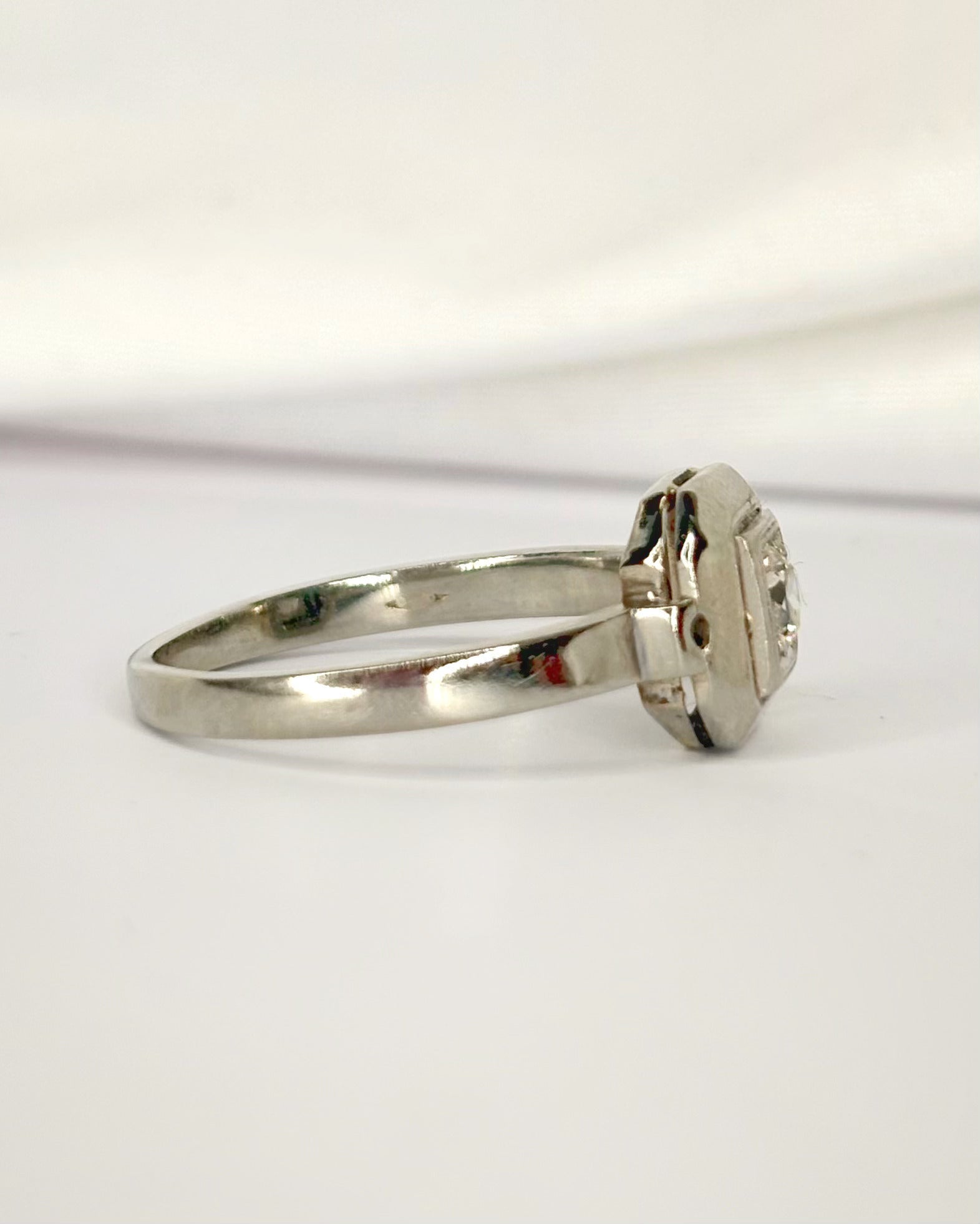 Bague Art Déco Diamant 0.22 carat "Enera" - Elliade Paris