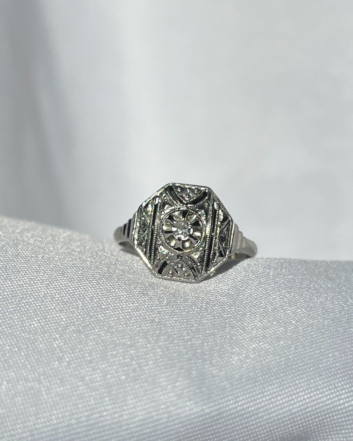 Anillo de diamantes Art Déco "Astrée"