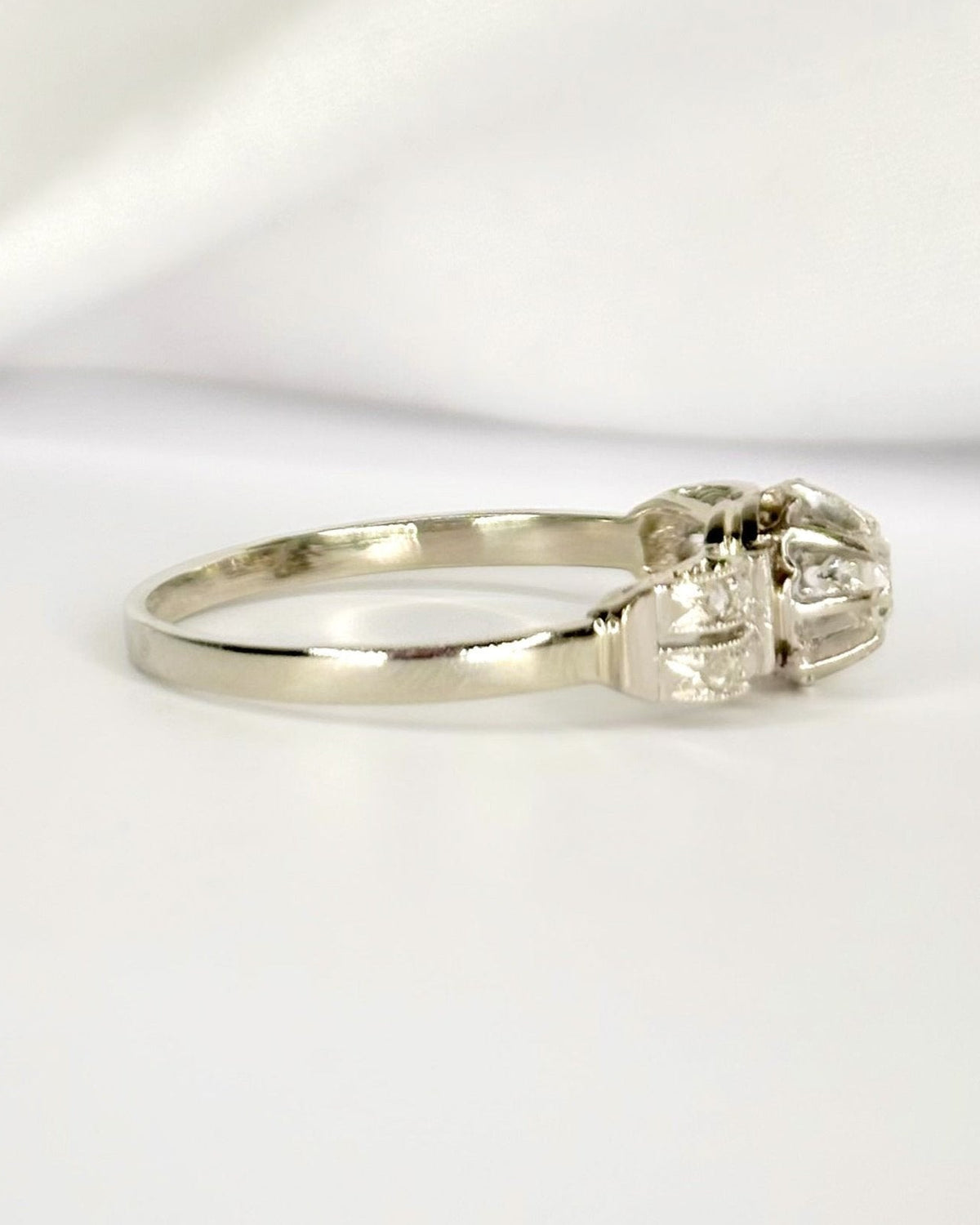 Bague Art-Déco Diamants 0.20 carat "Paulina" - Elliade Paris