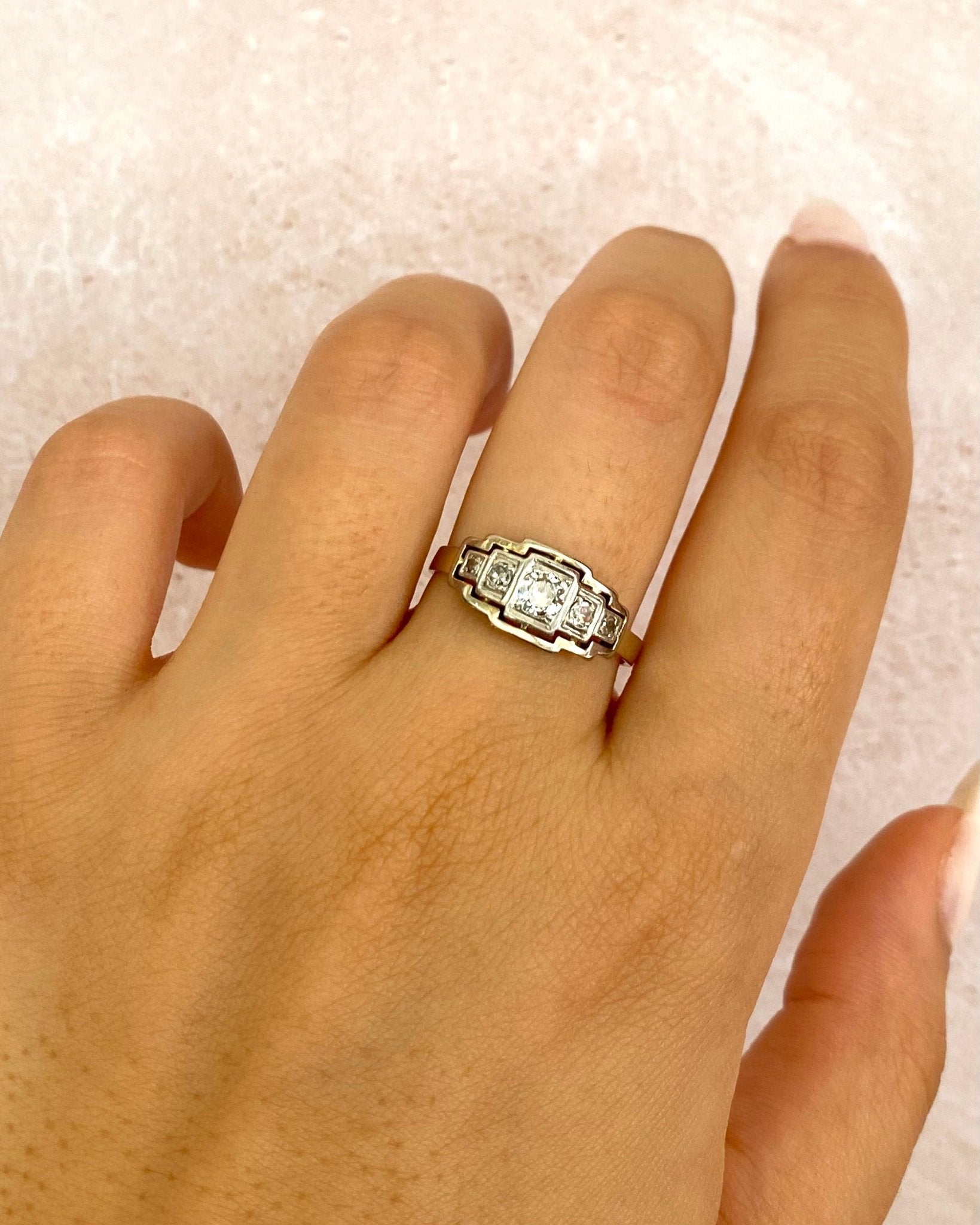 Bague Art-Déco Diamants 0.32 carat "Alina" - Elliade Paris