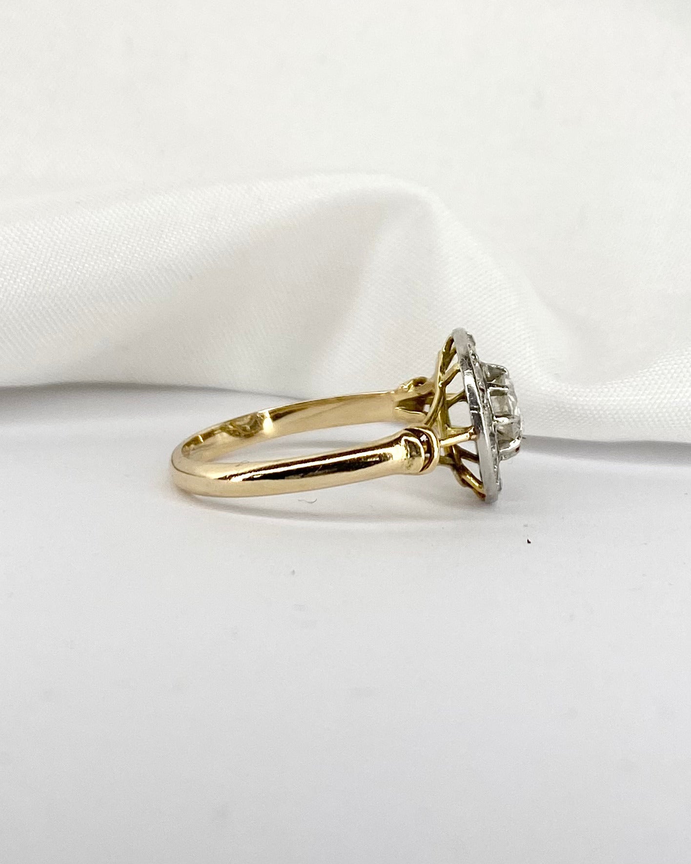 Bague Art Déco Diamants 0.68 carat "Alicia" - Elliade Paris