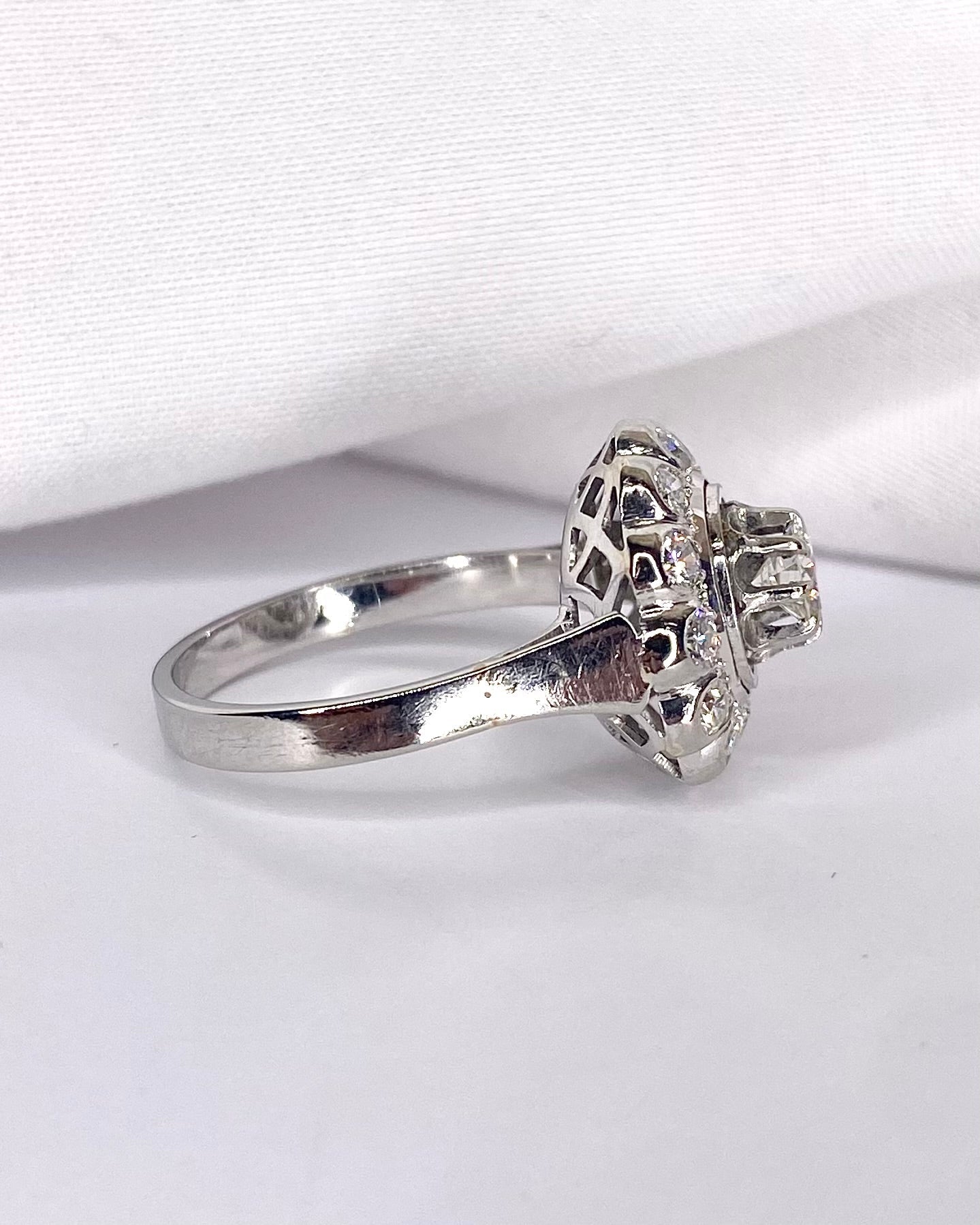 Bague Art Déco Diamants 0.69 carat "Nadia" - Elliade Paris