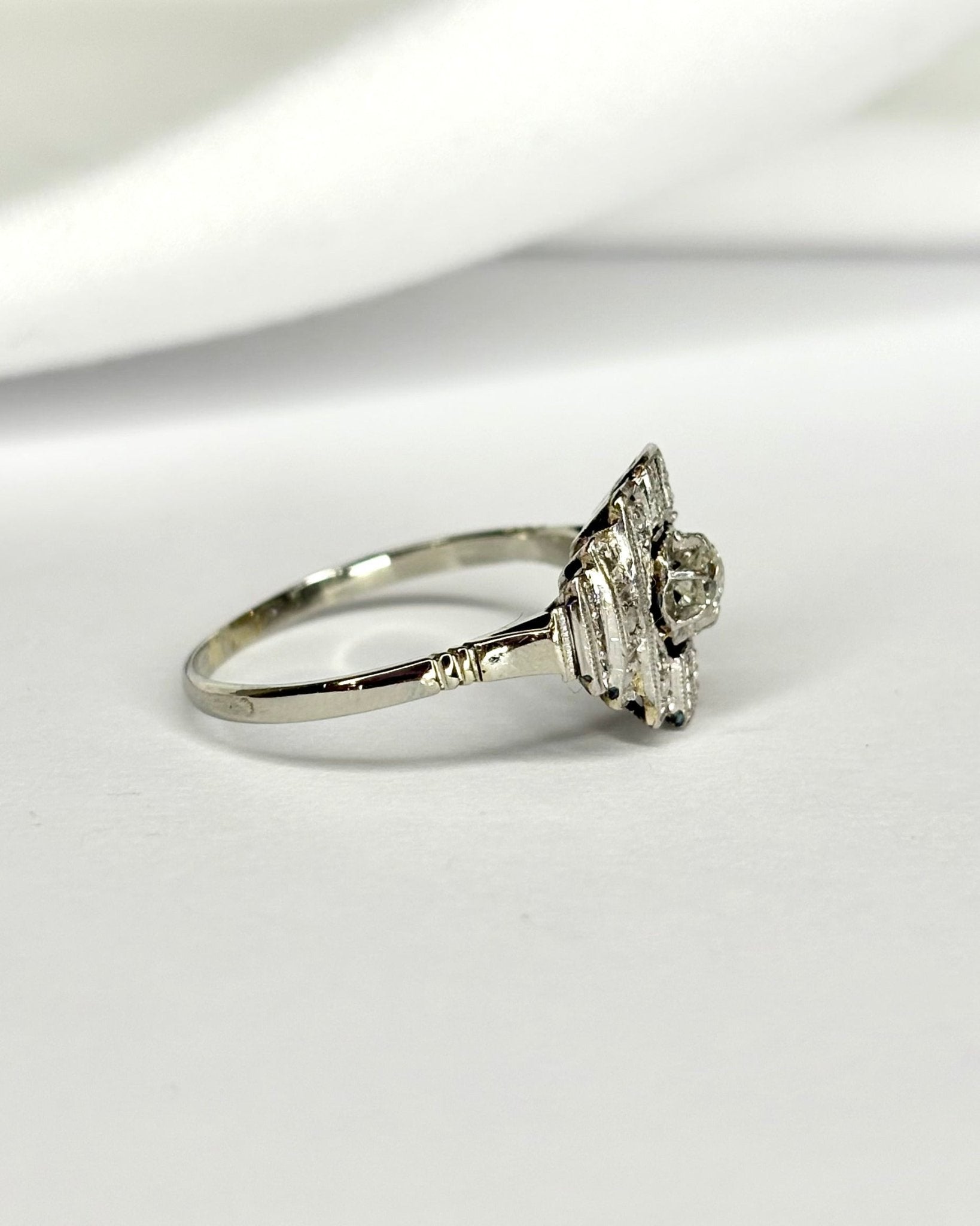 Bague Art Déco Diamants "Amanda" - Elliade Paris