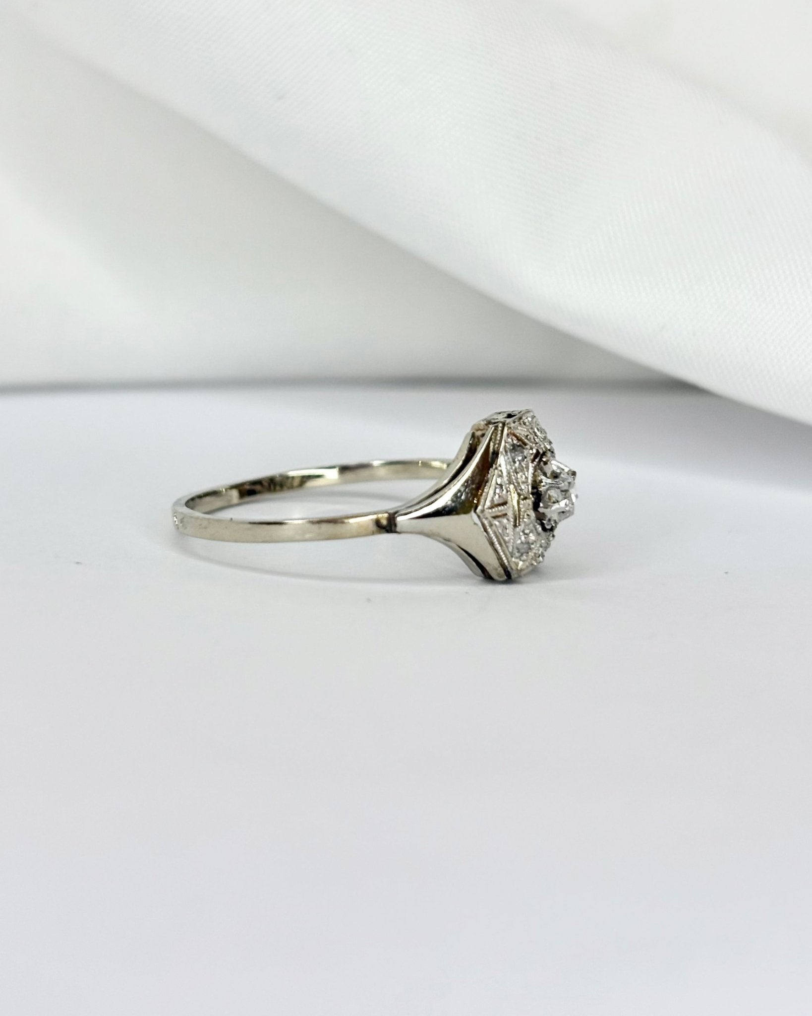 Bague Art Déco Diamants "Ambrine" - Elliade Paris