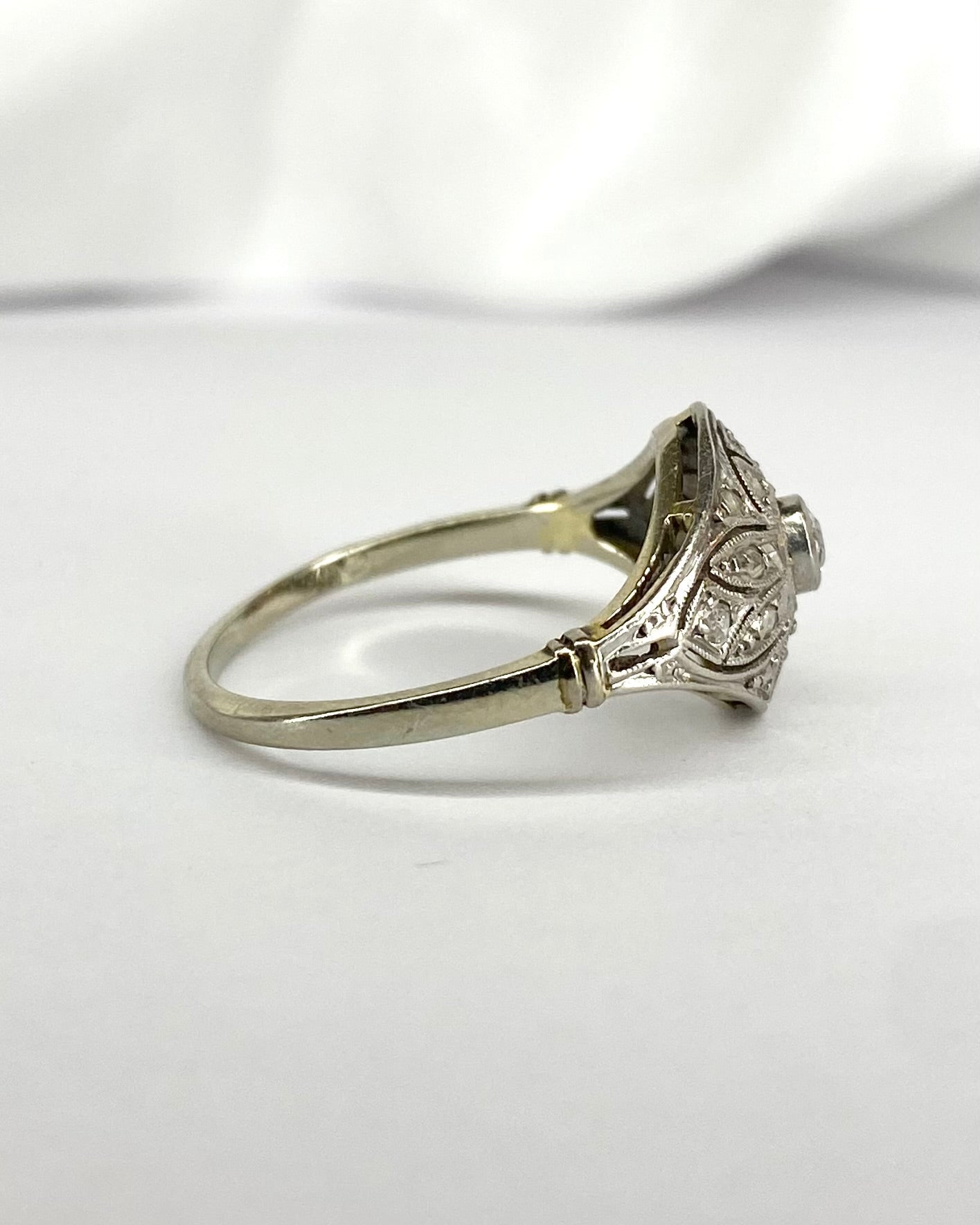 Bague Art Déco Diamants "Asma" - Elliade Paris