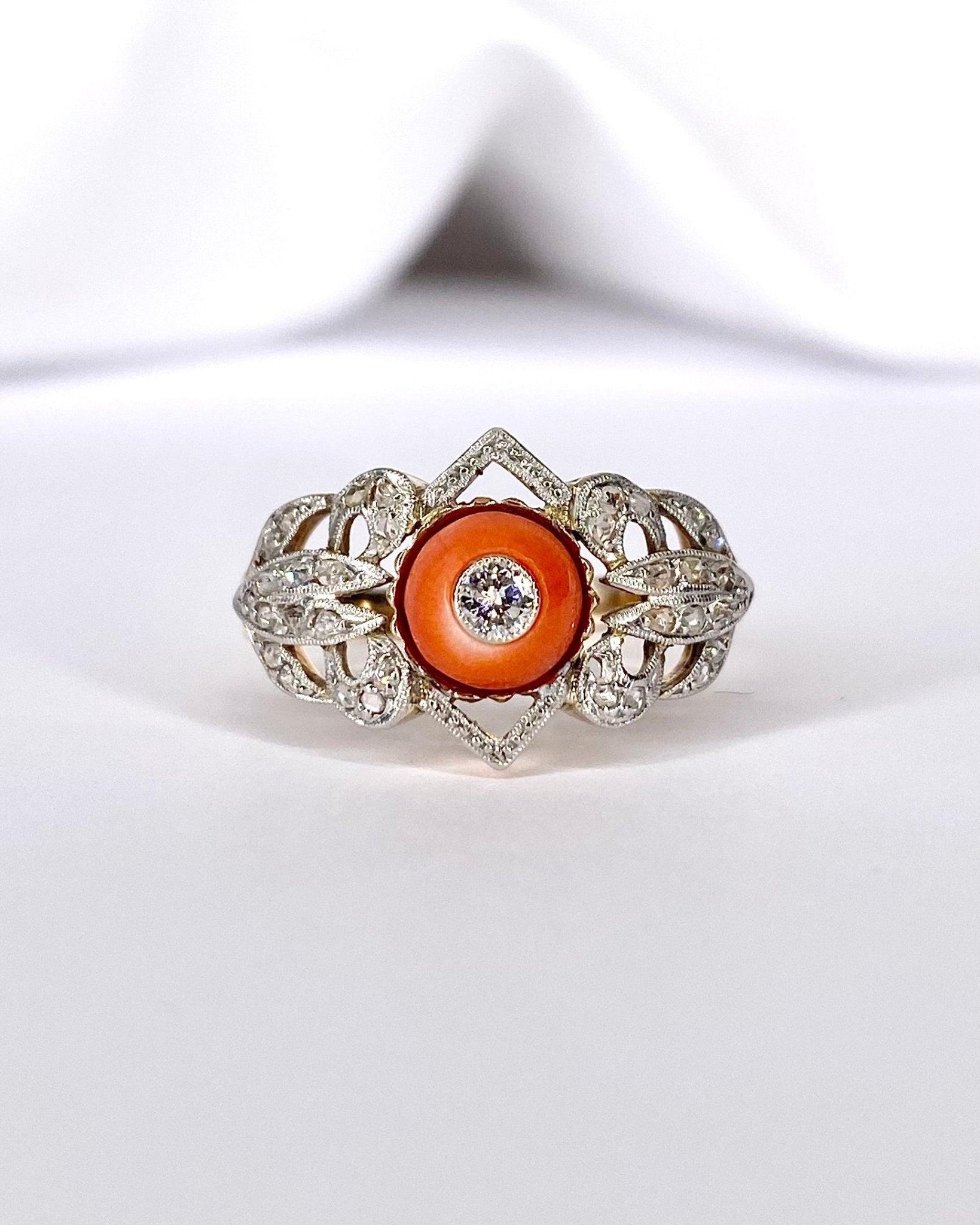 Bague Art Déco Diamants & Corail "Nour" - Elliade Paris