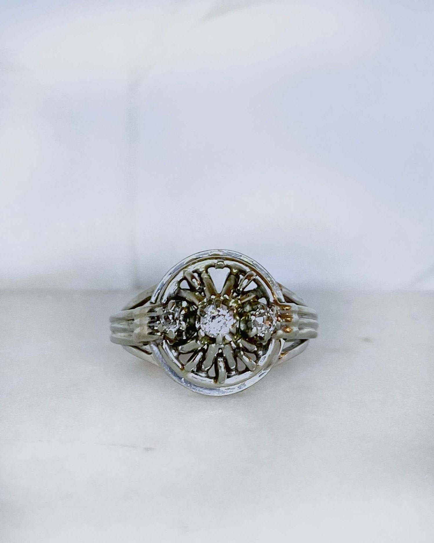 Bague Art - Déco Diamants & or 18 carats 5,85g "Romy" - Elliade Paris