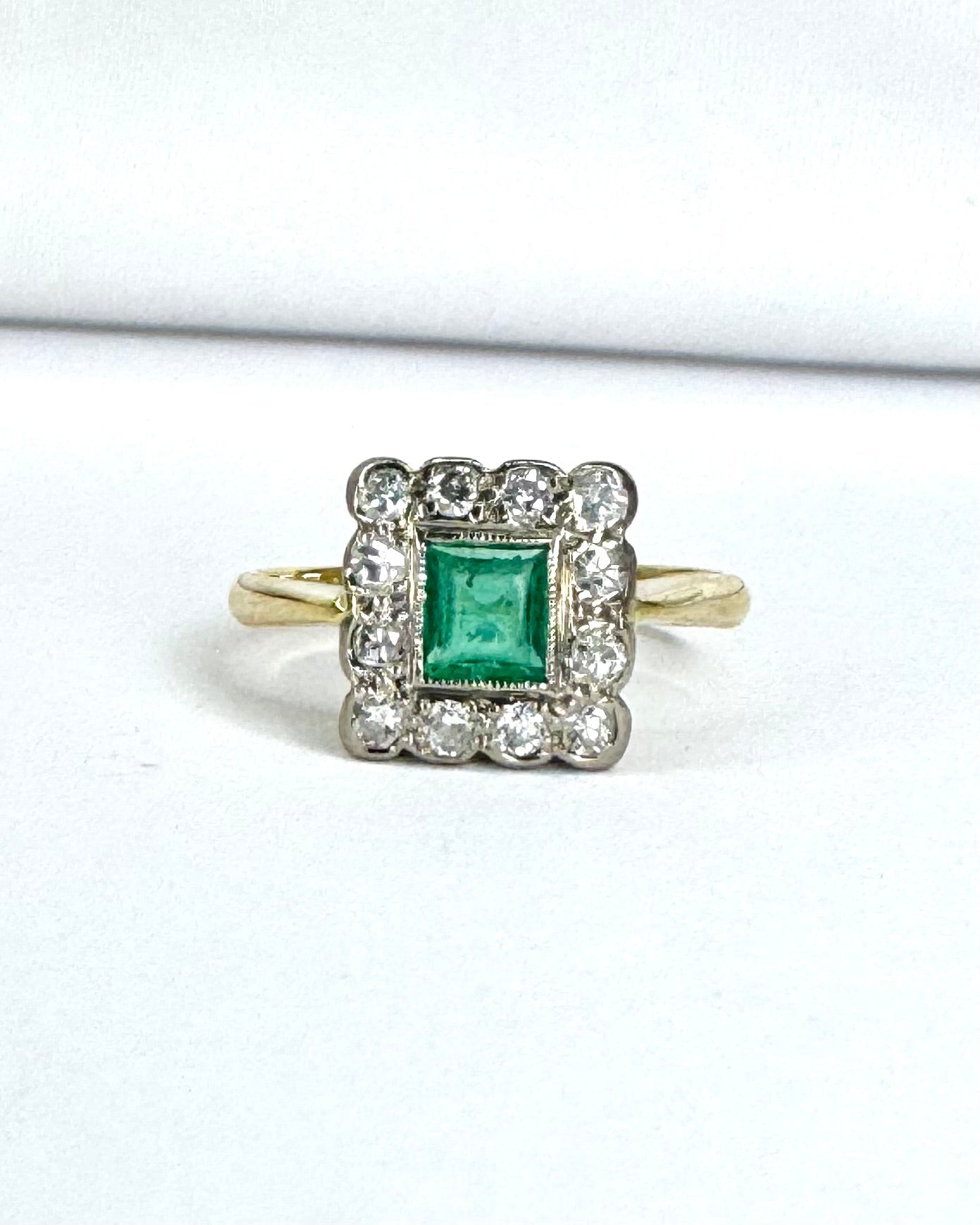Bague Art - Déco Émeraude 0.38 cts & Diamants 0.36 cts "Evelina" - Elliade Paris