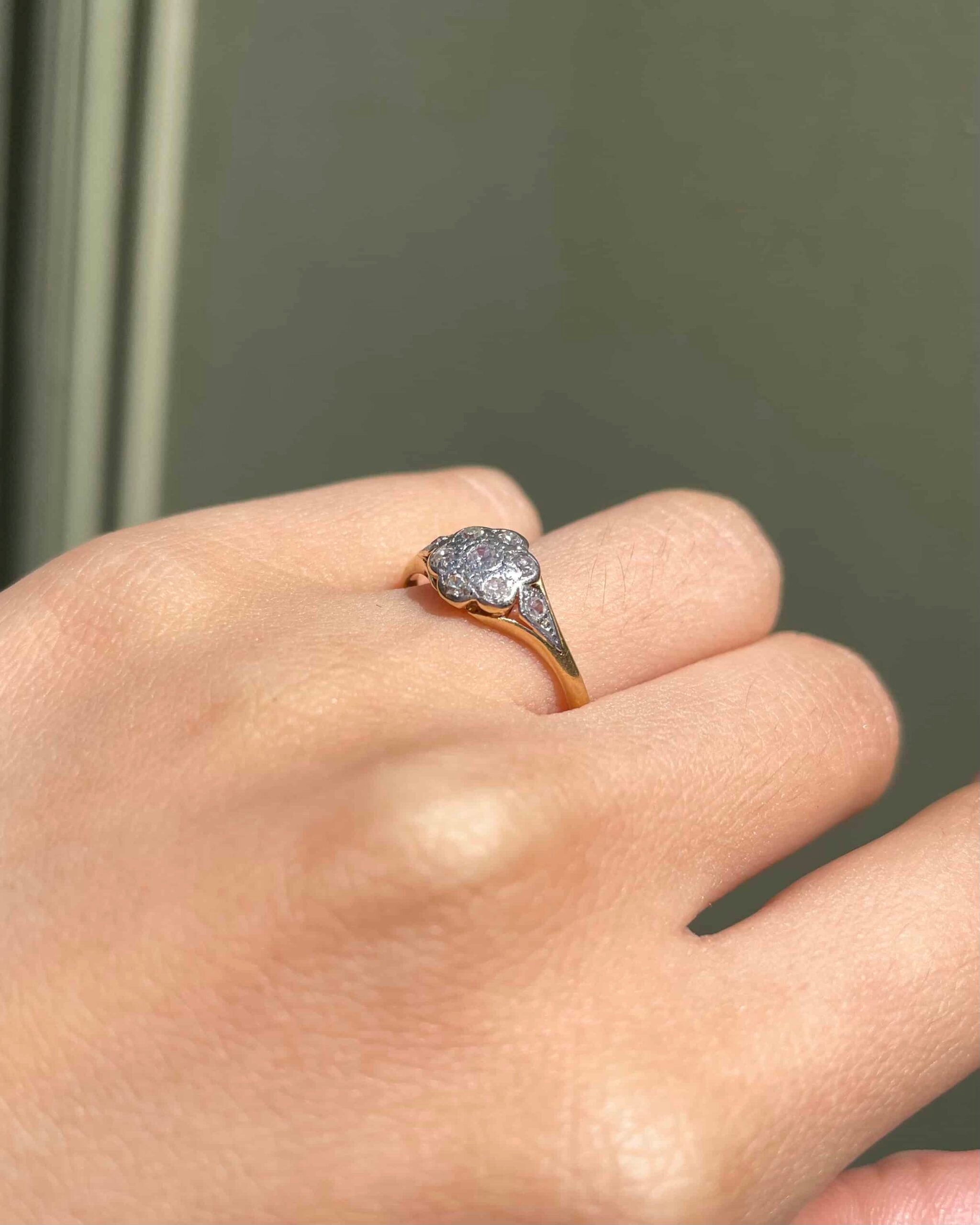 Bague fleur Art Déco Diamants "Lauriane"