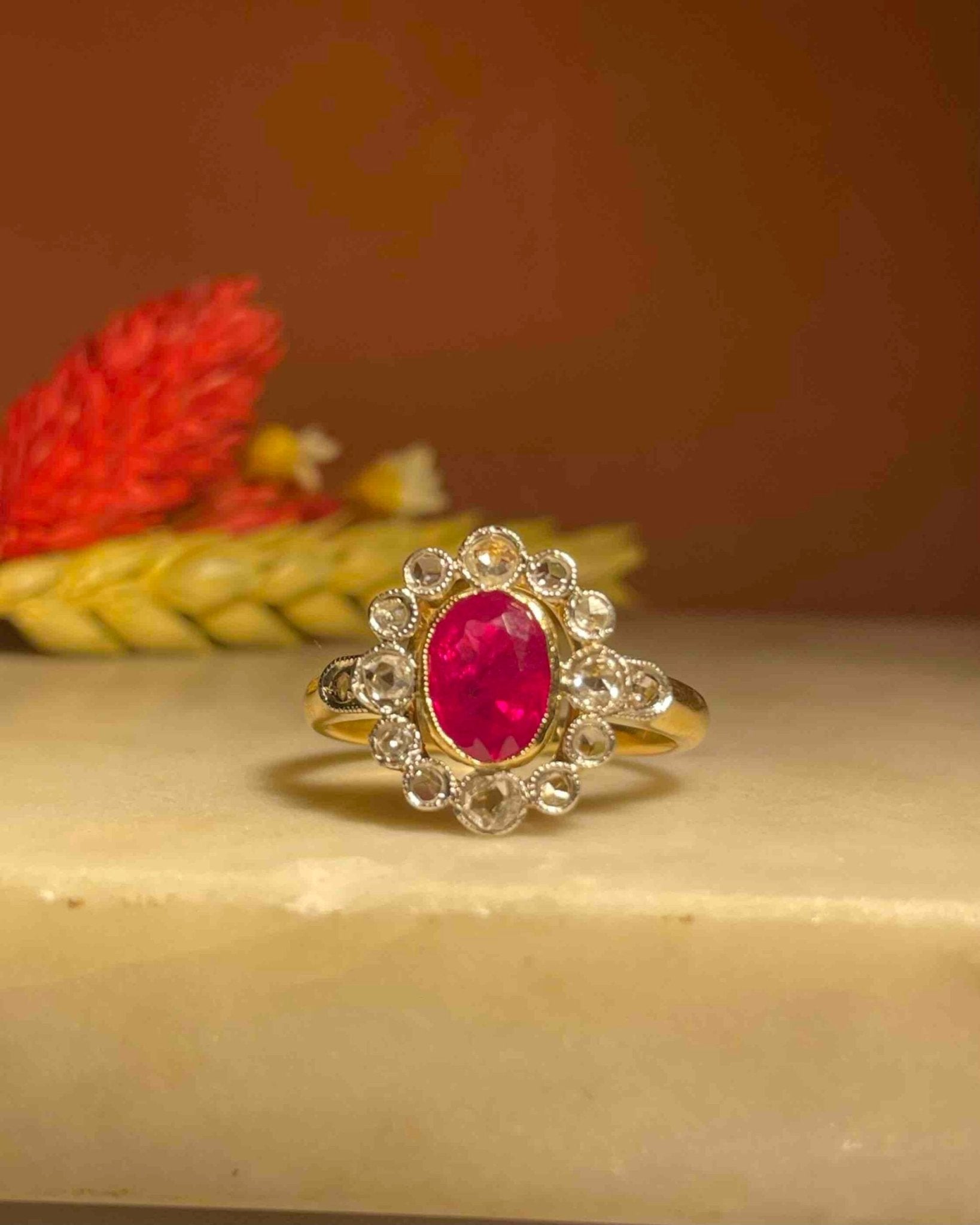 Bague Art - déco Marguerite Rubis & Diamants "Line" - Elliade Paris