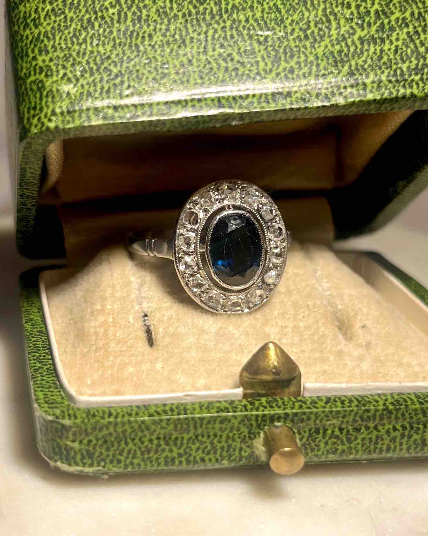 Bague Art - déco Marguerite Saphir & Diamants "Rosa" - Elliade Paris