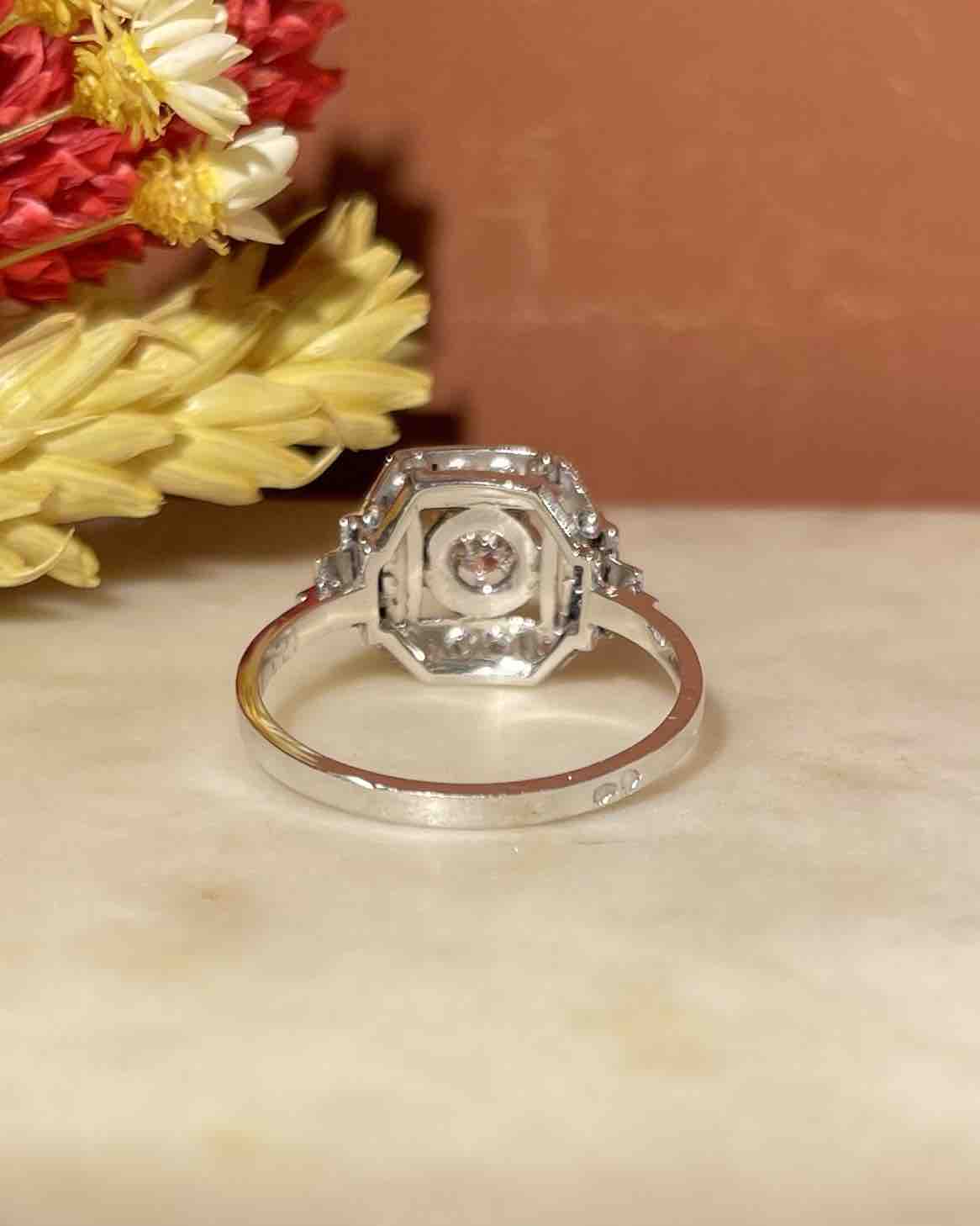 Art Deco Ring 13 Diamonds "Eliosa"