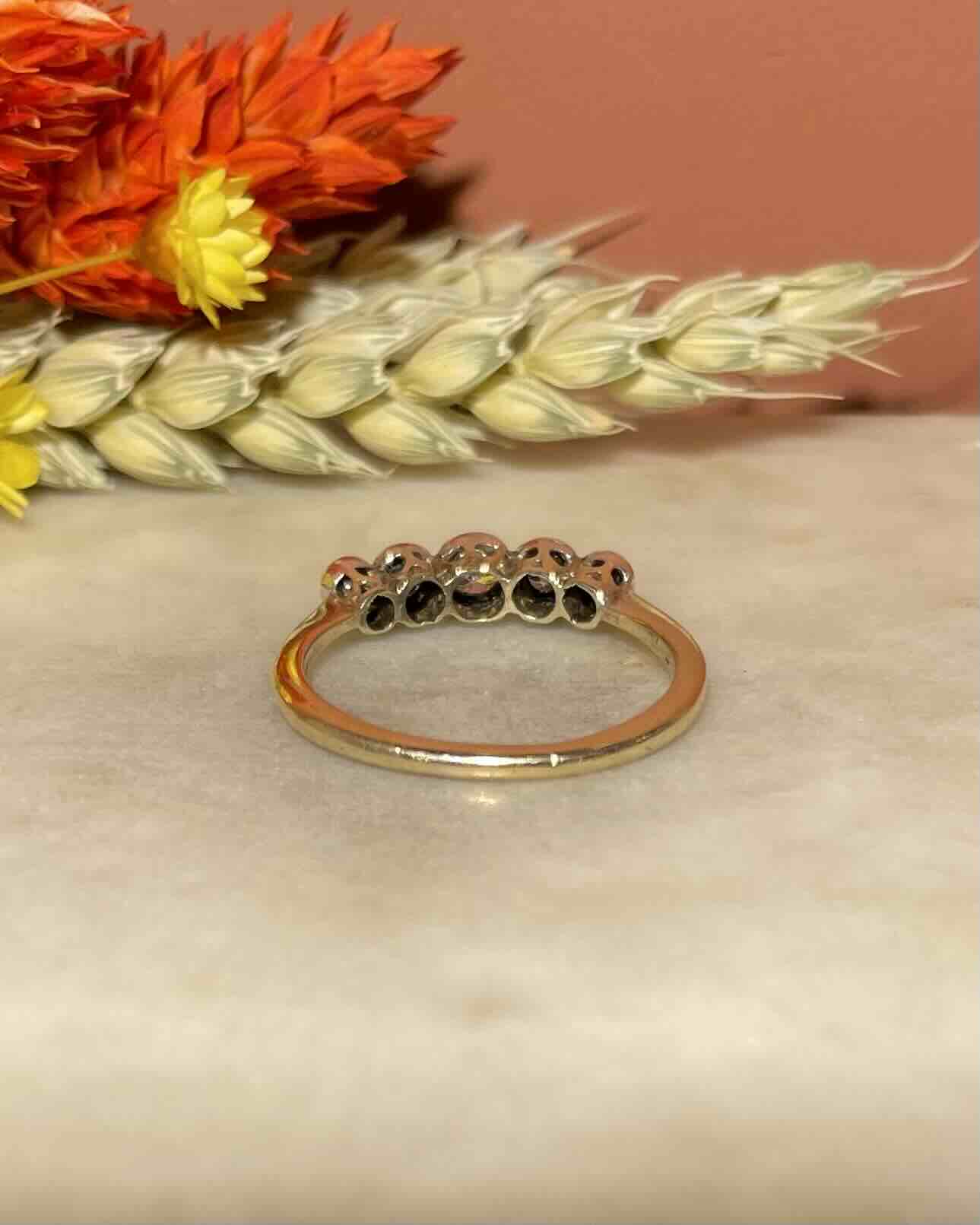 Bague Art - Déco Rivière 5 Diamants "Naya" - Elliade Paris