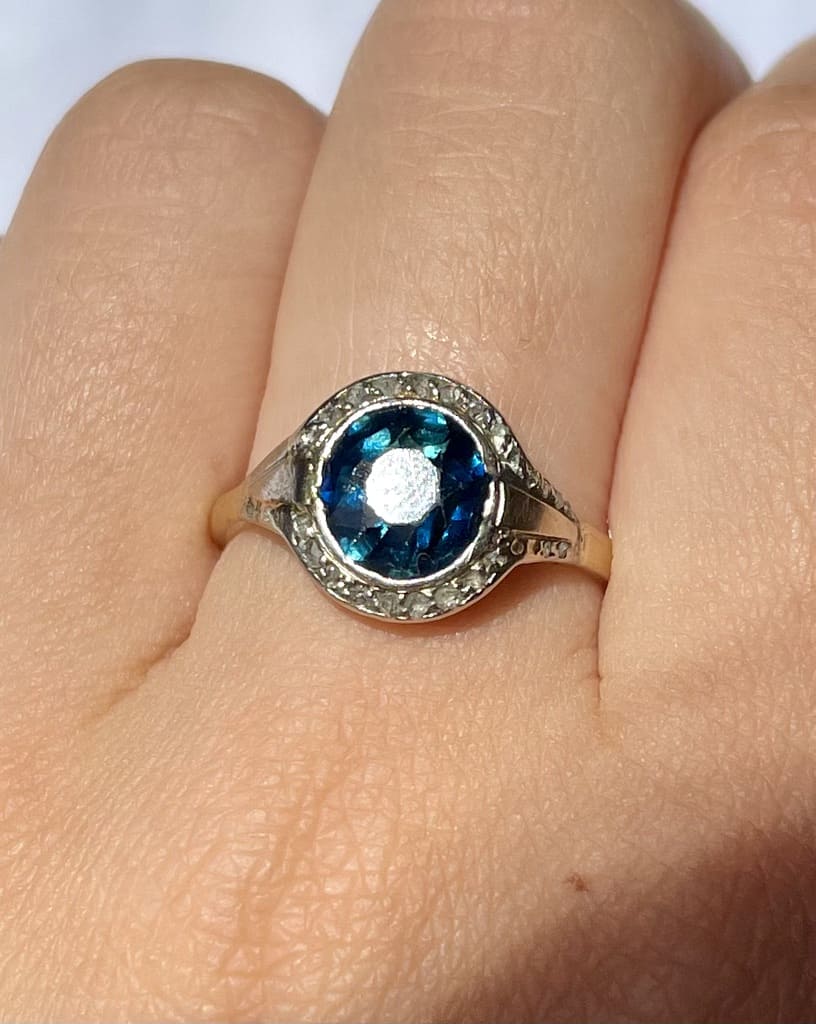 Bague Art - Déco Saphir & Diamants "Lizy" - Elliade Paris