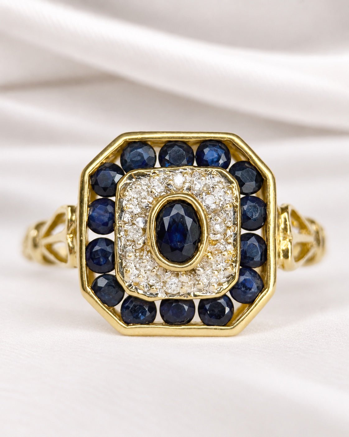 Bague Art-Déco Saphirs 0.90 carat & Diamants "Flavie" - Elliade Paris