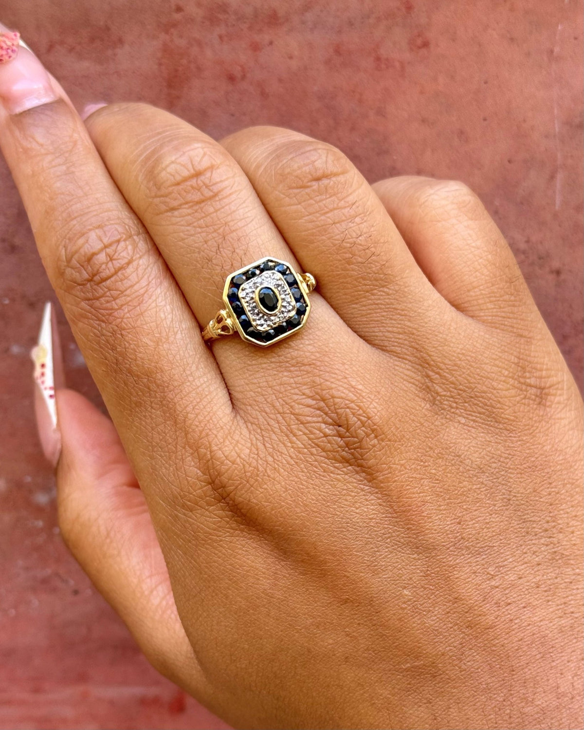 Bague Art-Déco Saphirs 0.90 carat & Diamants "Flavie" - Elliade Paris