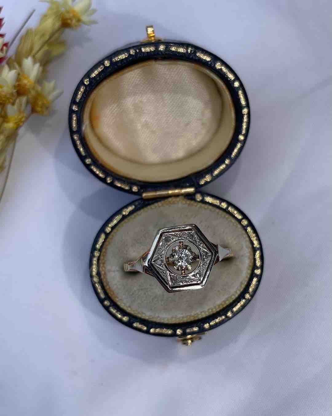Bague Art - Déco Vintage Diamants "Victoria" - Elliade Paris