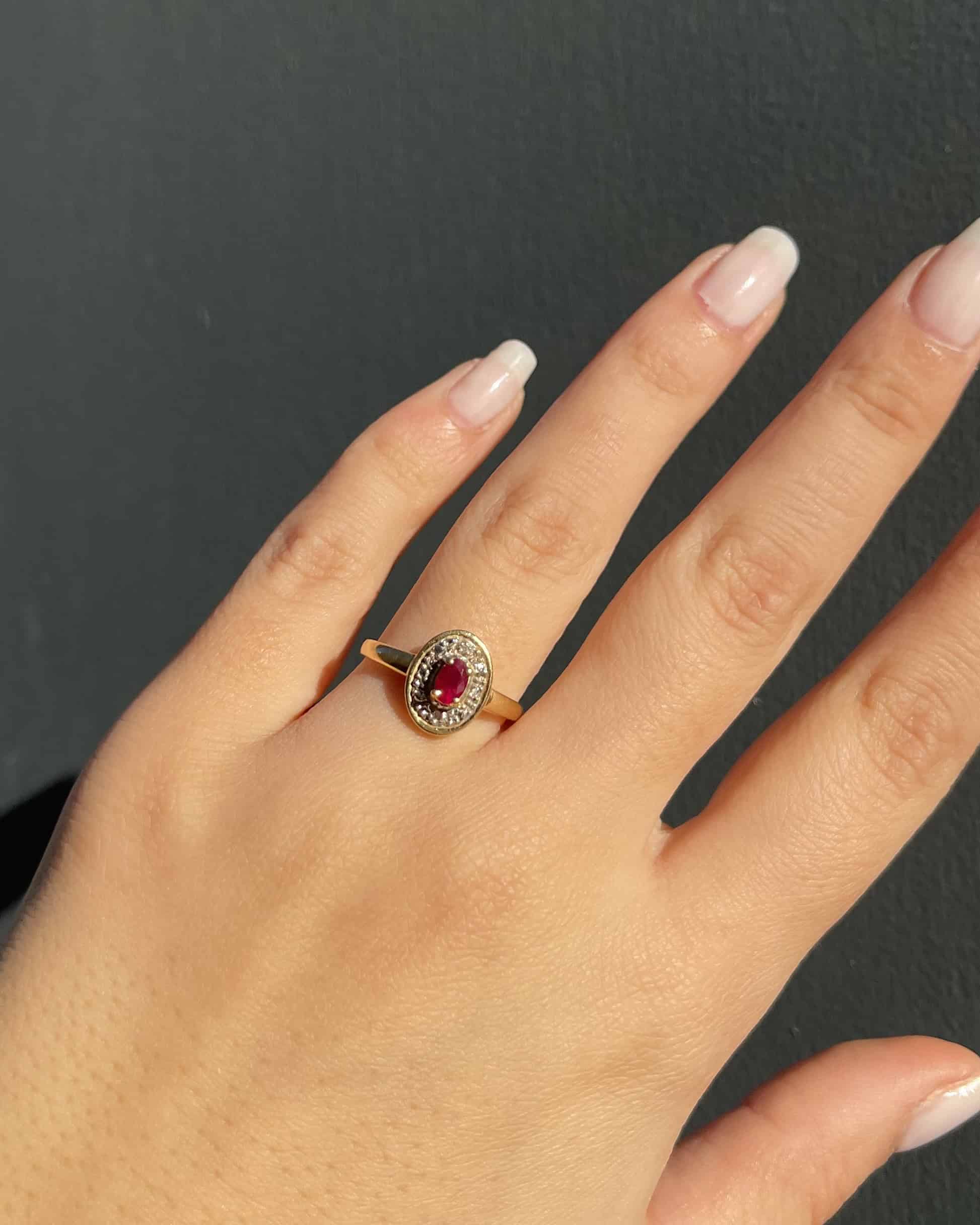 Bague Style Art-Déco Marguerite Rubis et Diamants "Janelle" - Elliade Paris