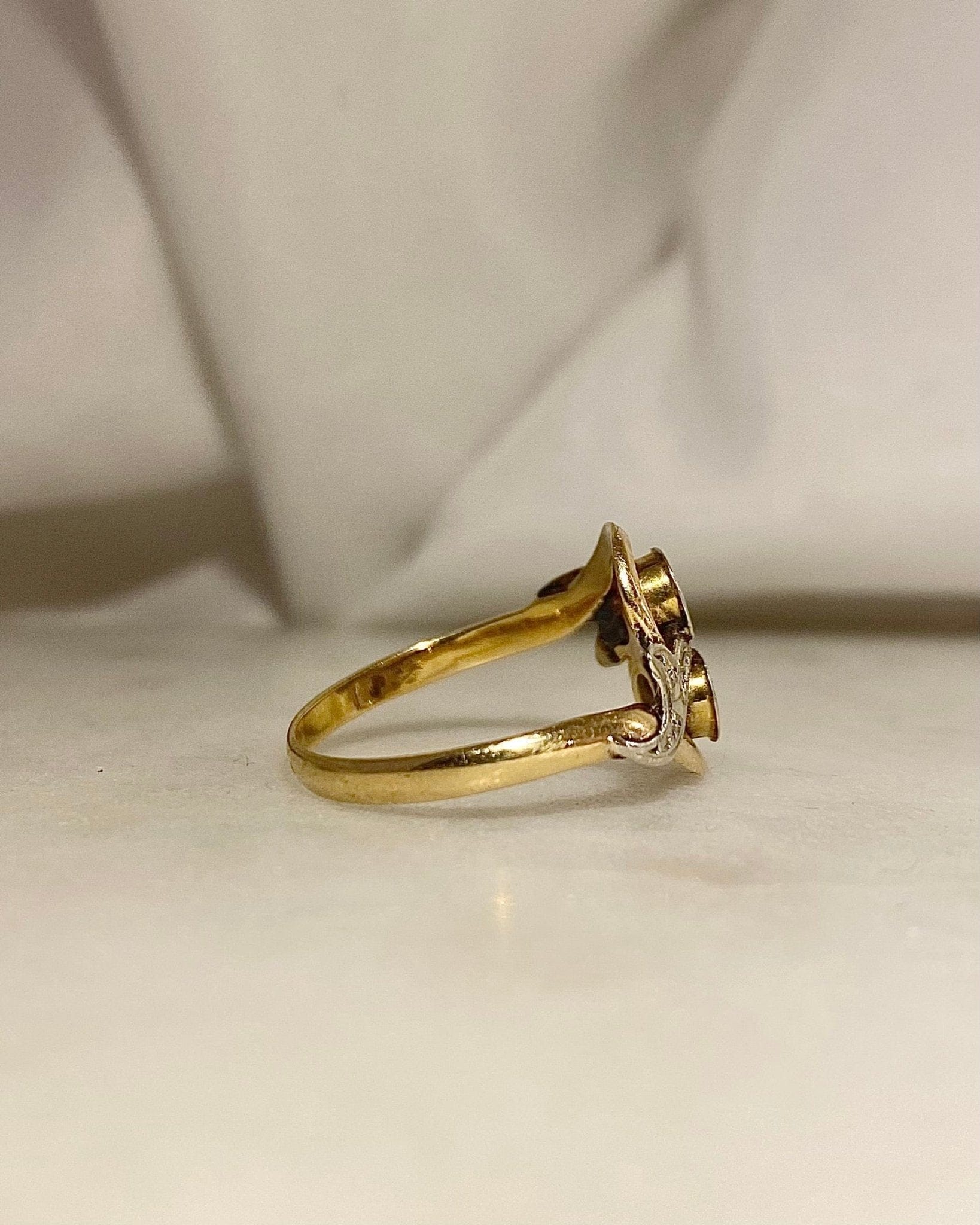 Bague Art Nouveau Toi & Moi Diamants 0.02 carat "Brisha" - Elliade Paris