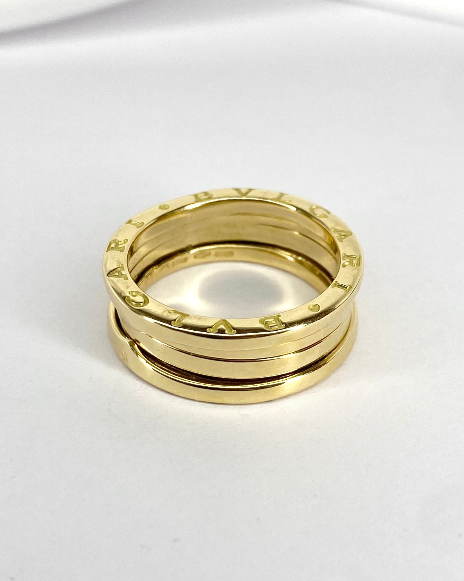 Bague Bulgari Or Jaune 9.39g "B zero 1" - Elliade Paris