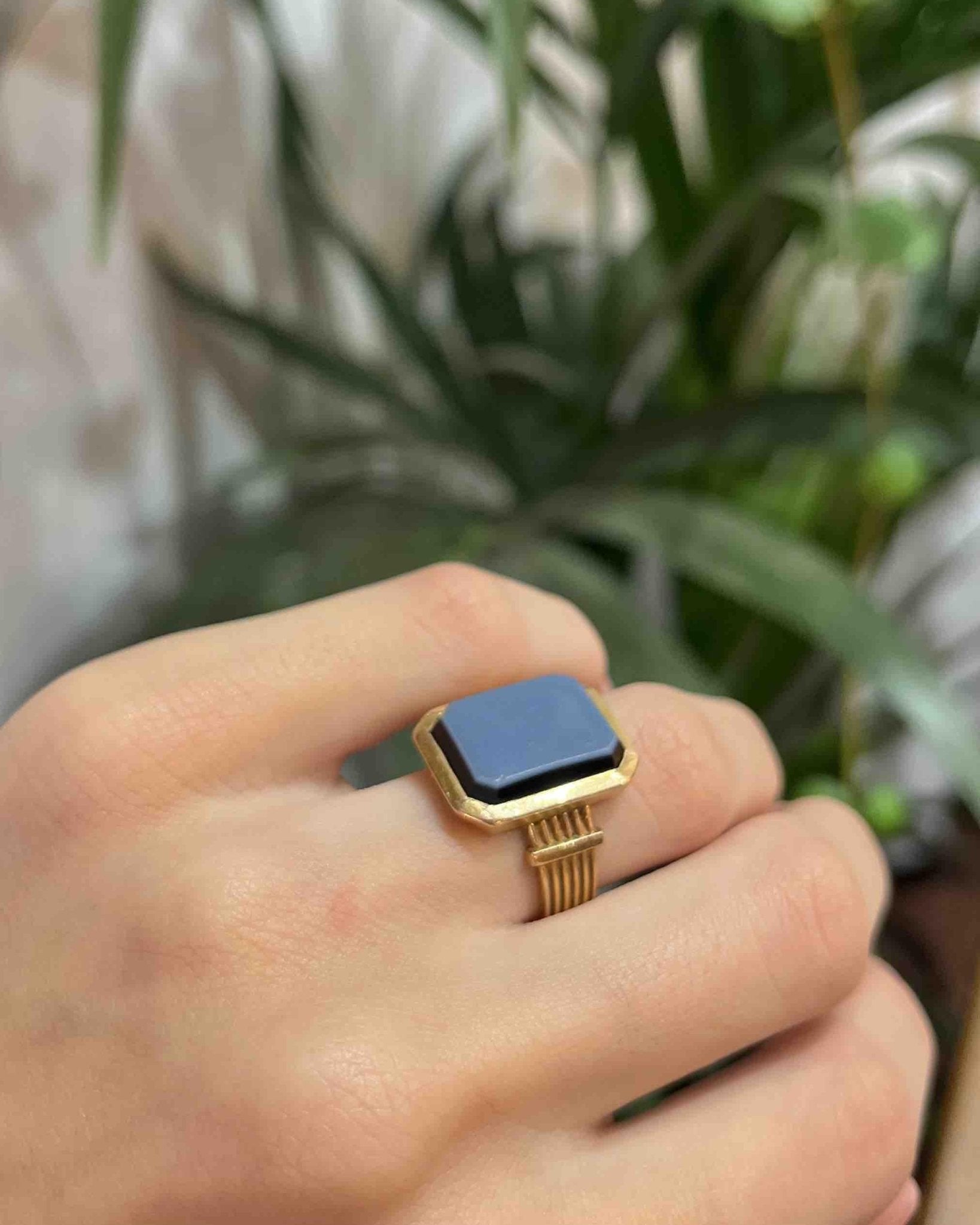 Bague Chevalière Agate Niccolo Onyx "Archibald" - Elliade Paris