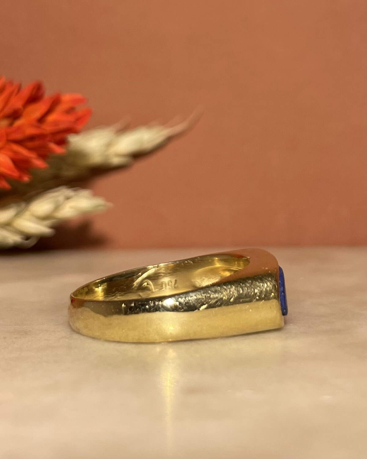 Anillo brazalete de lapislázuli “Esmeralda”