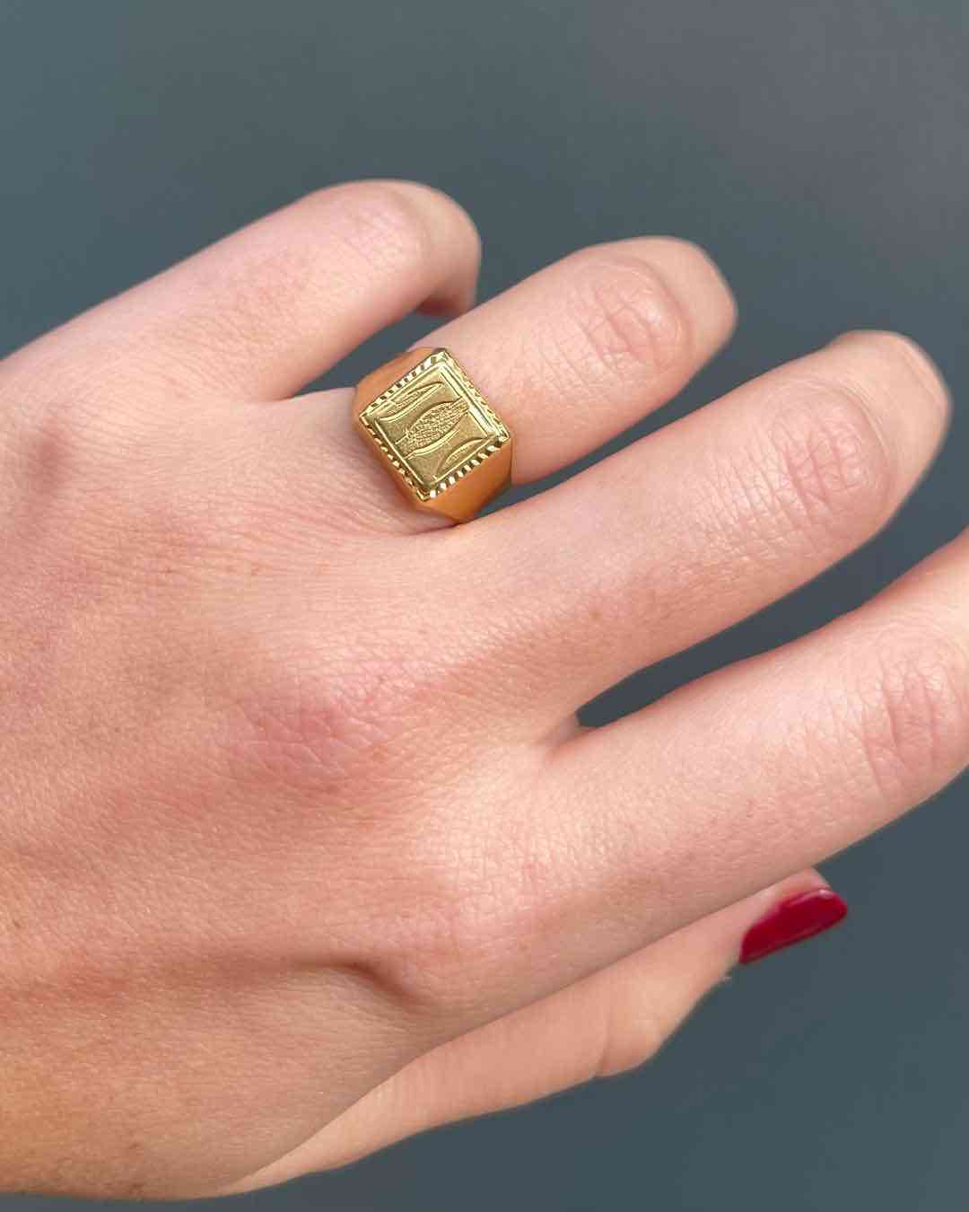Chevalière Vintage Or 18 carats "Evangeline"