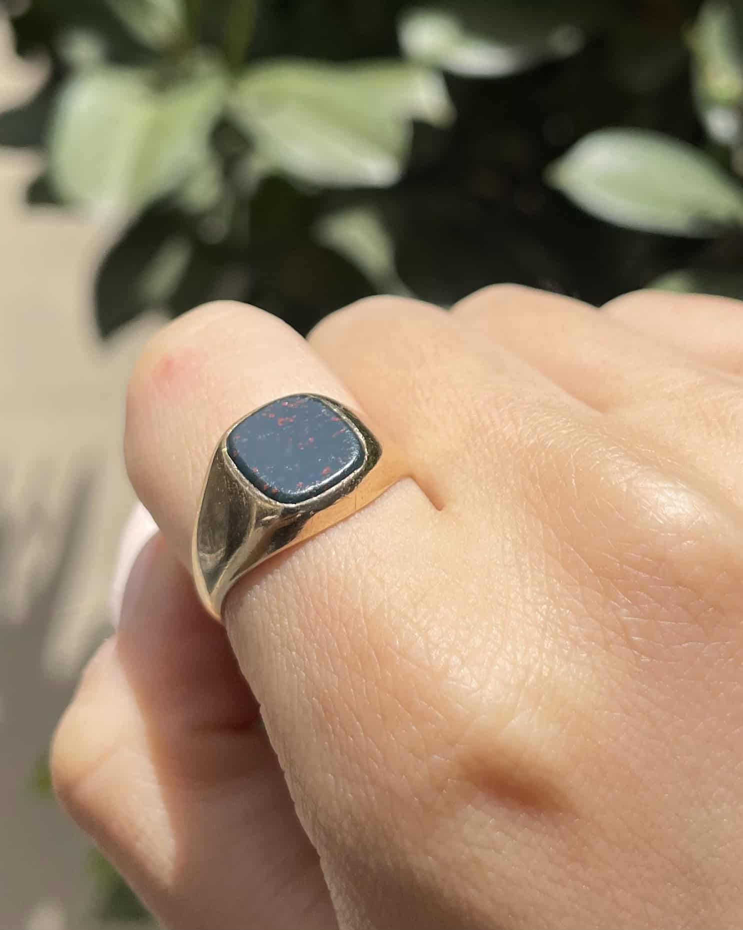 Bague Chevalière Jaspe Sanguin "Brayshawn" - Elliade Paris