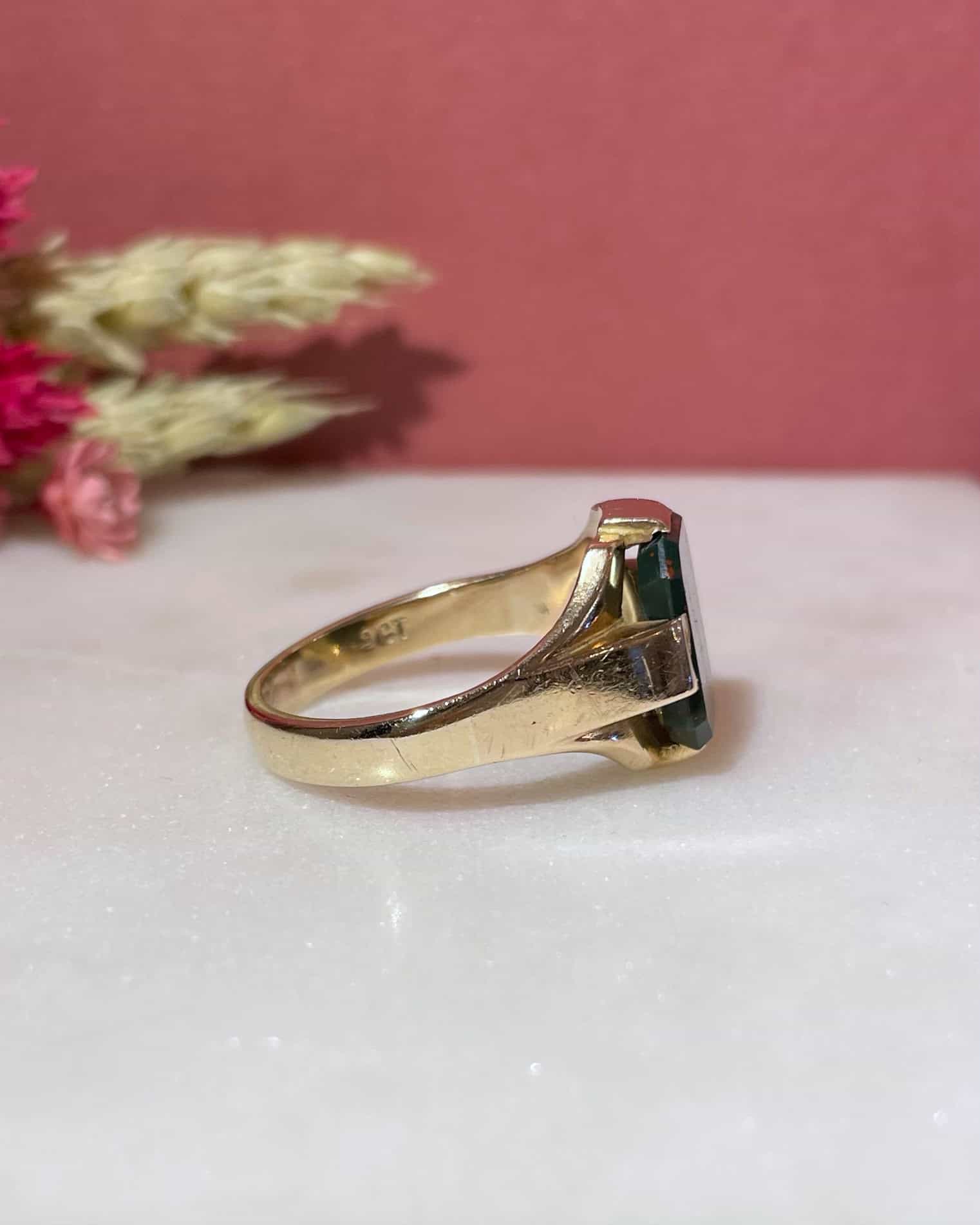Bague Chevalière Jaspe Sanguin "Kyaa" - Elliade Paris