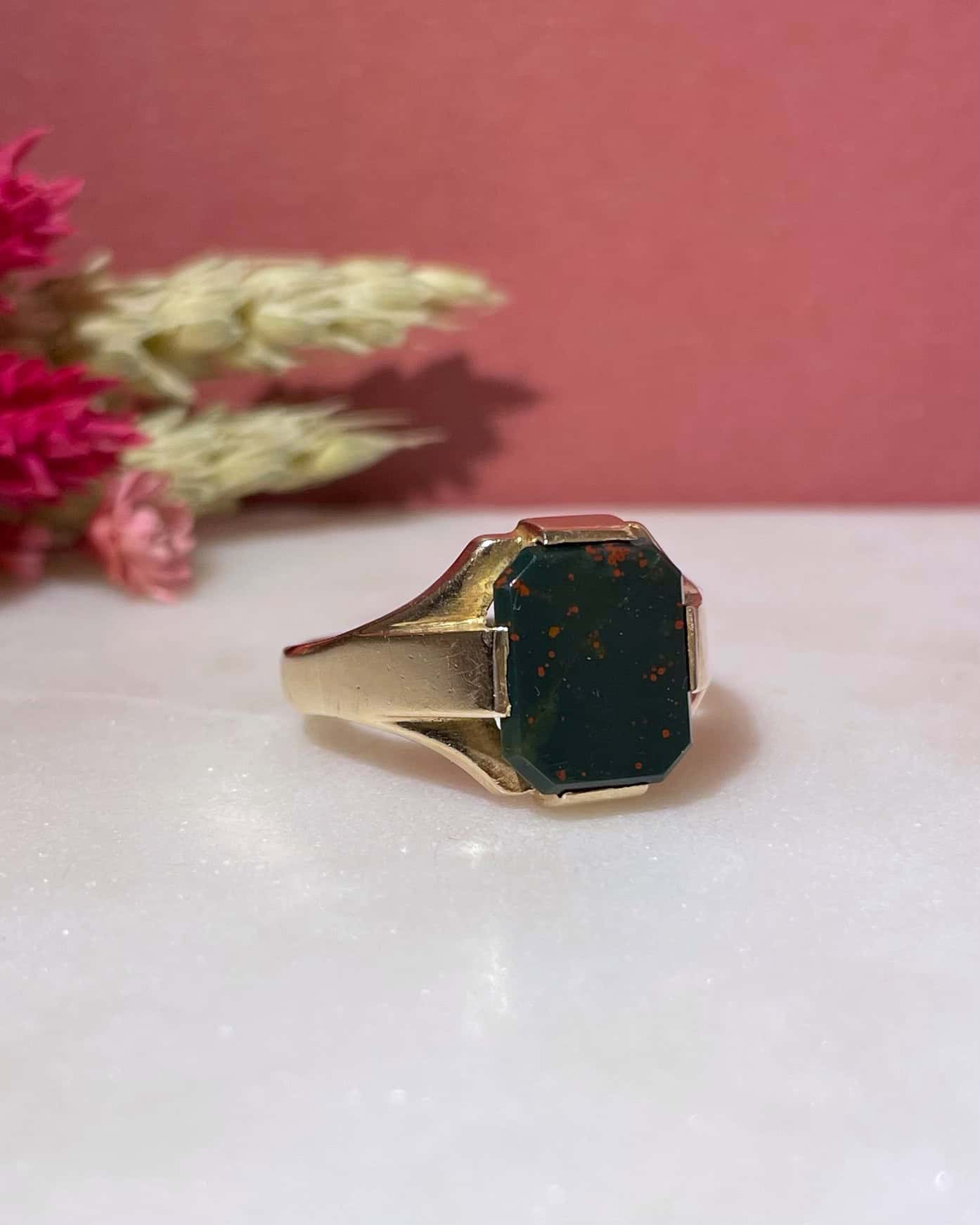 Bague Chevalière Jaspe Sanguin "Kyaa" - Elliade Paris