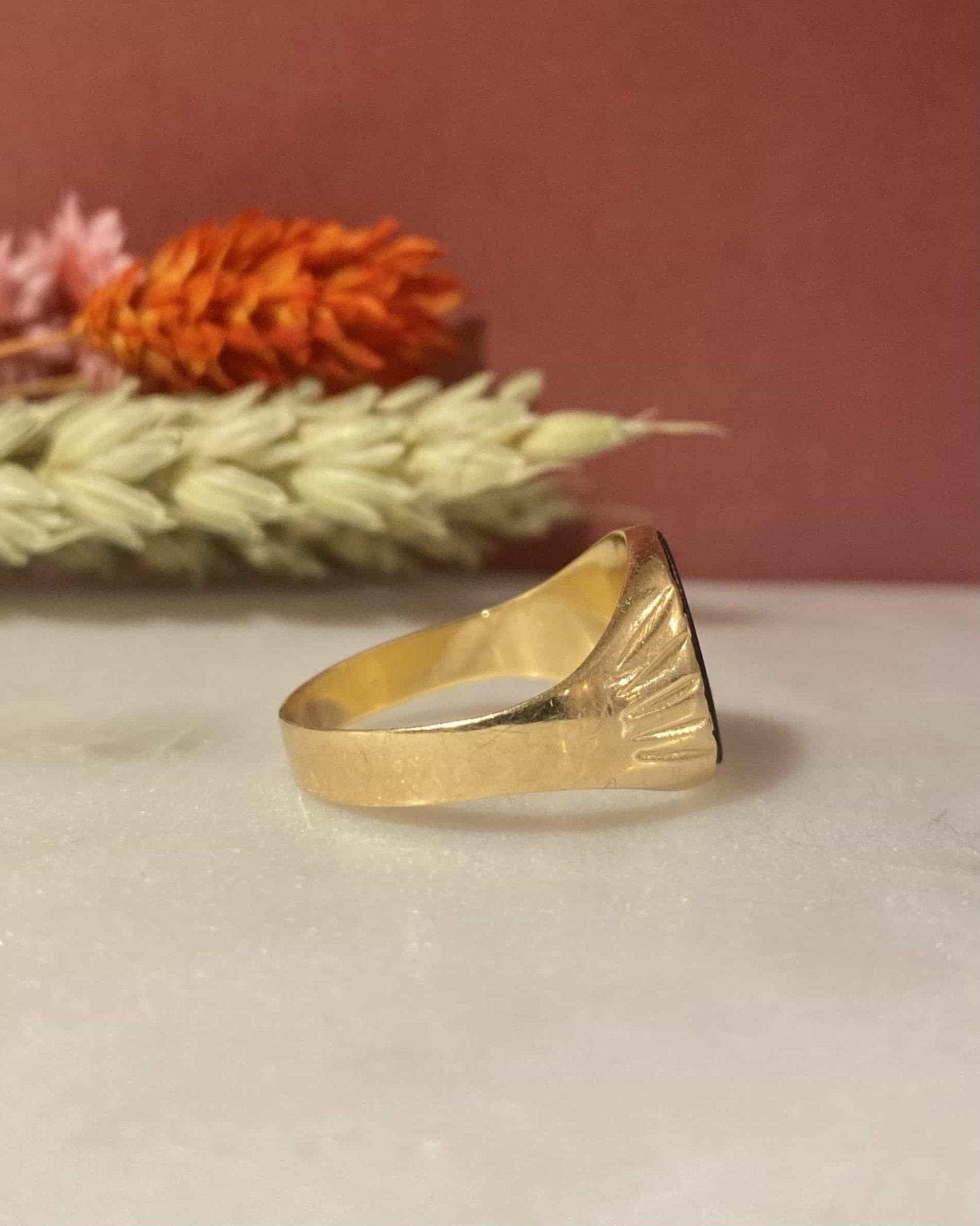 Bague Chevalière Vintage Onyx & Diamant "Ralph" - Elliade Paris