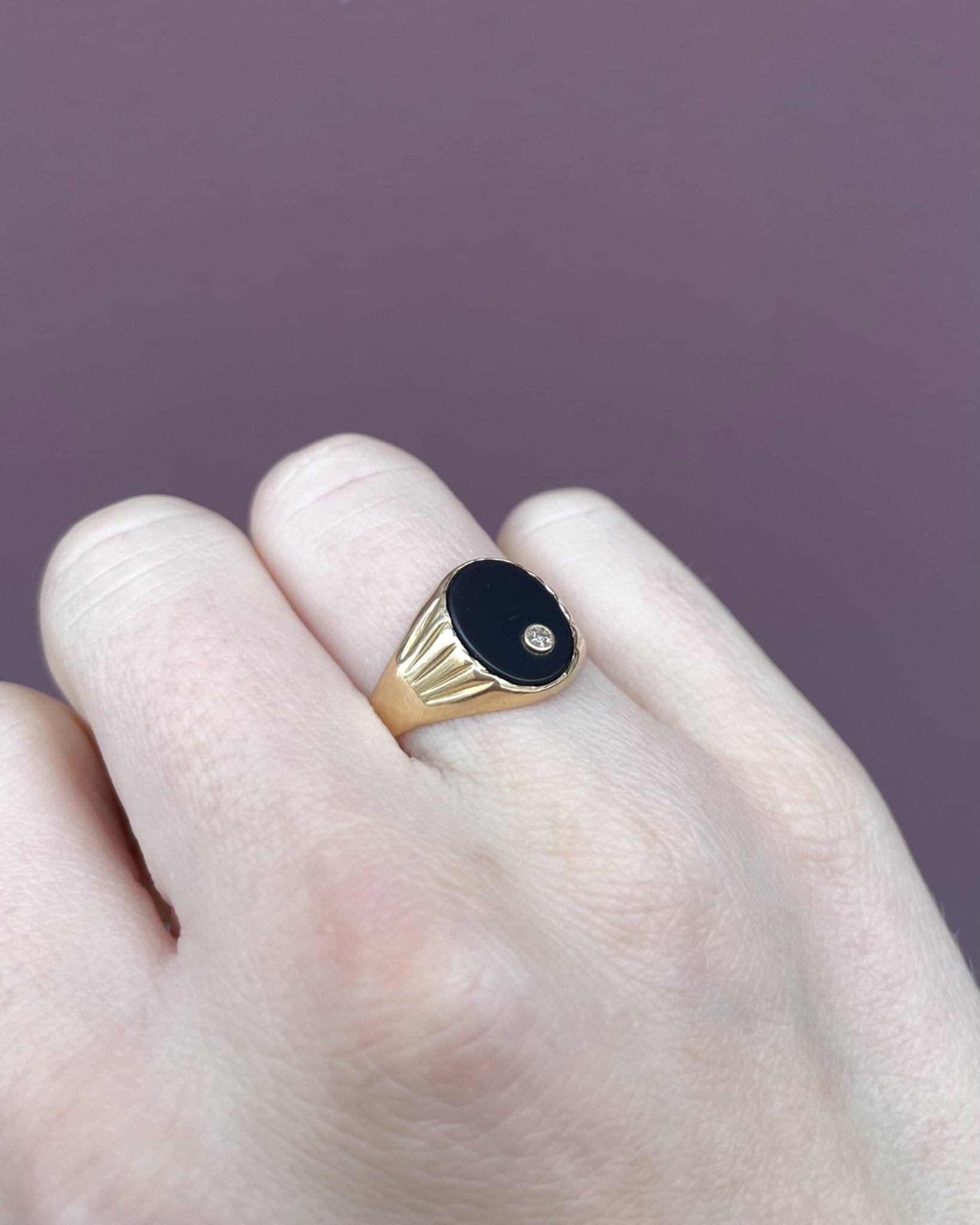 Bague Chevalière Vintage Onyx & Diamant "Ralph" - Elliade Paris