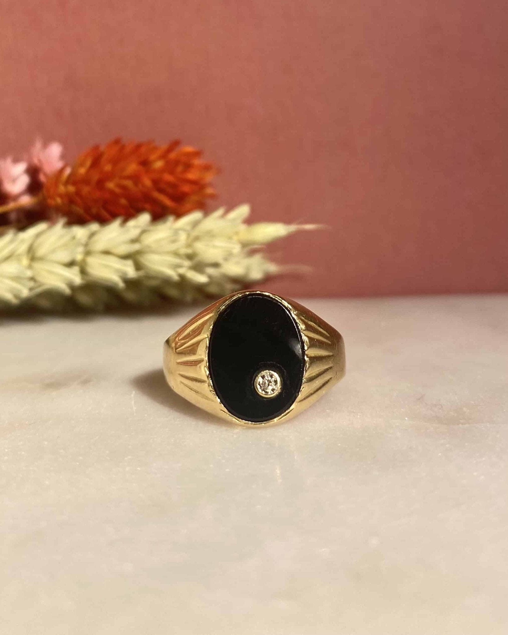 Bague Chevalière Vintage Onyx & Diamant "Ralph" - Elliade Paris