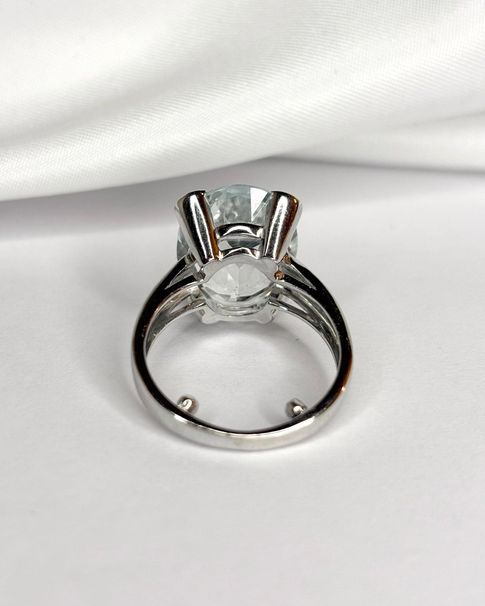 Bague Cocktail Aigue - Marine 8.70 carats & Or Gris 6.74g "Marinette" - Elliade Paris