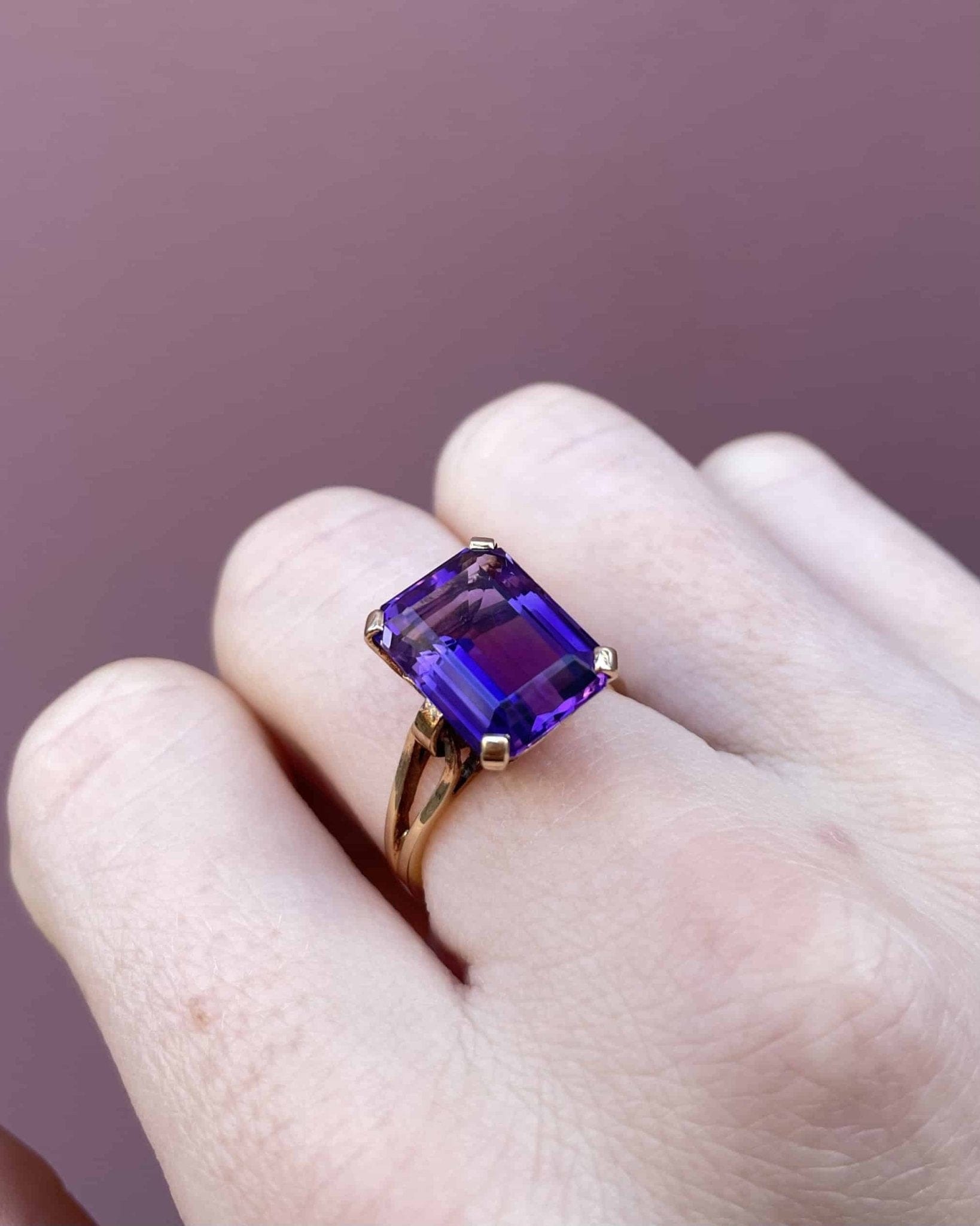 Bague Cocktail Améthyste 6.10 carats "Paolina" - Elliade Paris