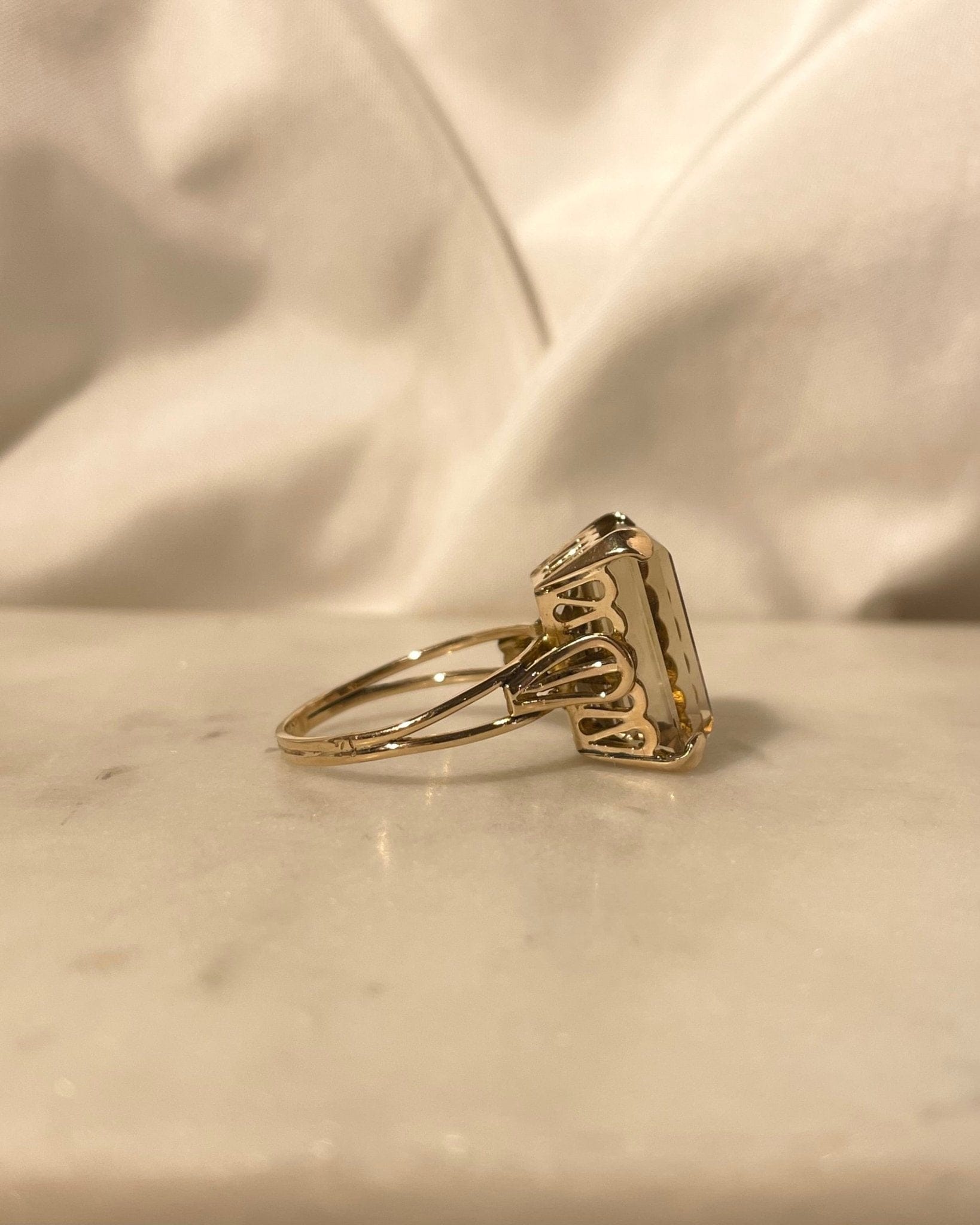 Bague Cocktail Citrine 11.50 Carats "Oda" - Elliade Paris