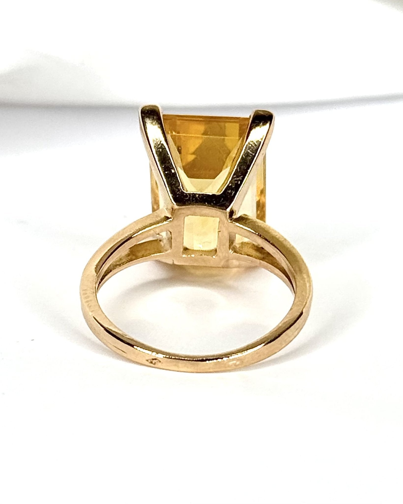 Bague cocktail Citrine 5.73 carats & Or 5,22g "Simone" - Elliade Paris
