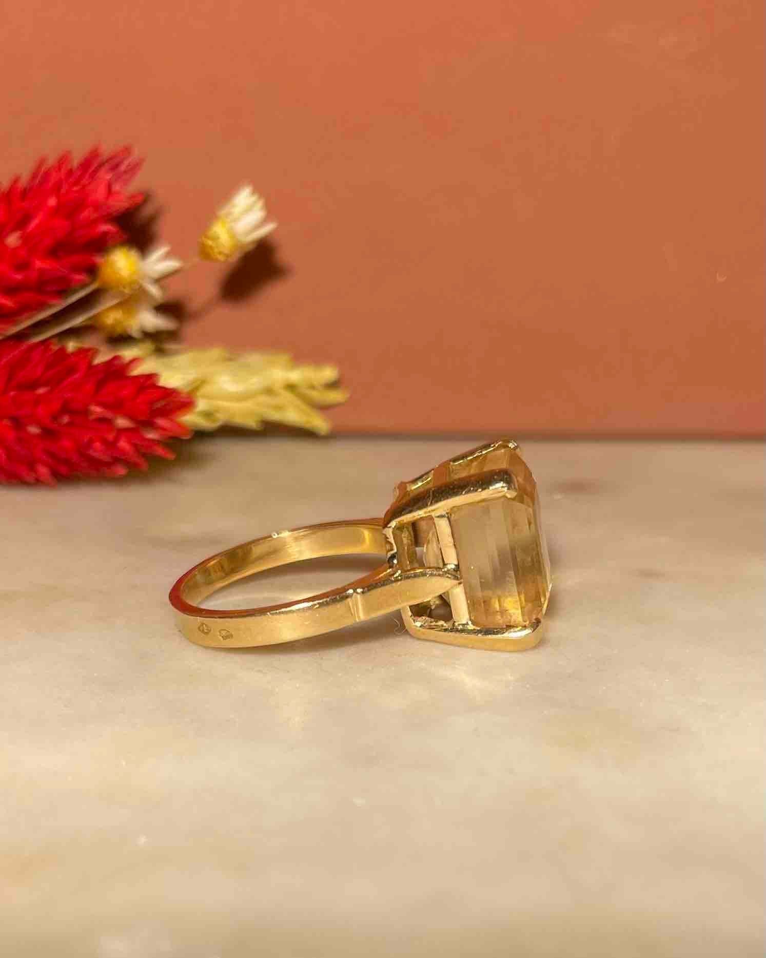 Bague Cocktail Citrine 9 Carats "Clothilde" - Elliade Paris