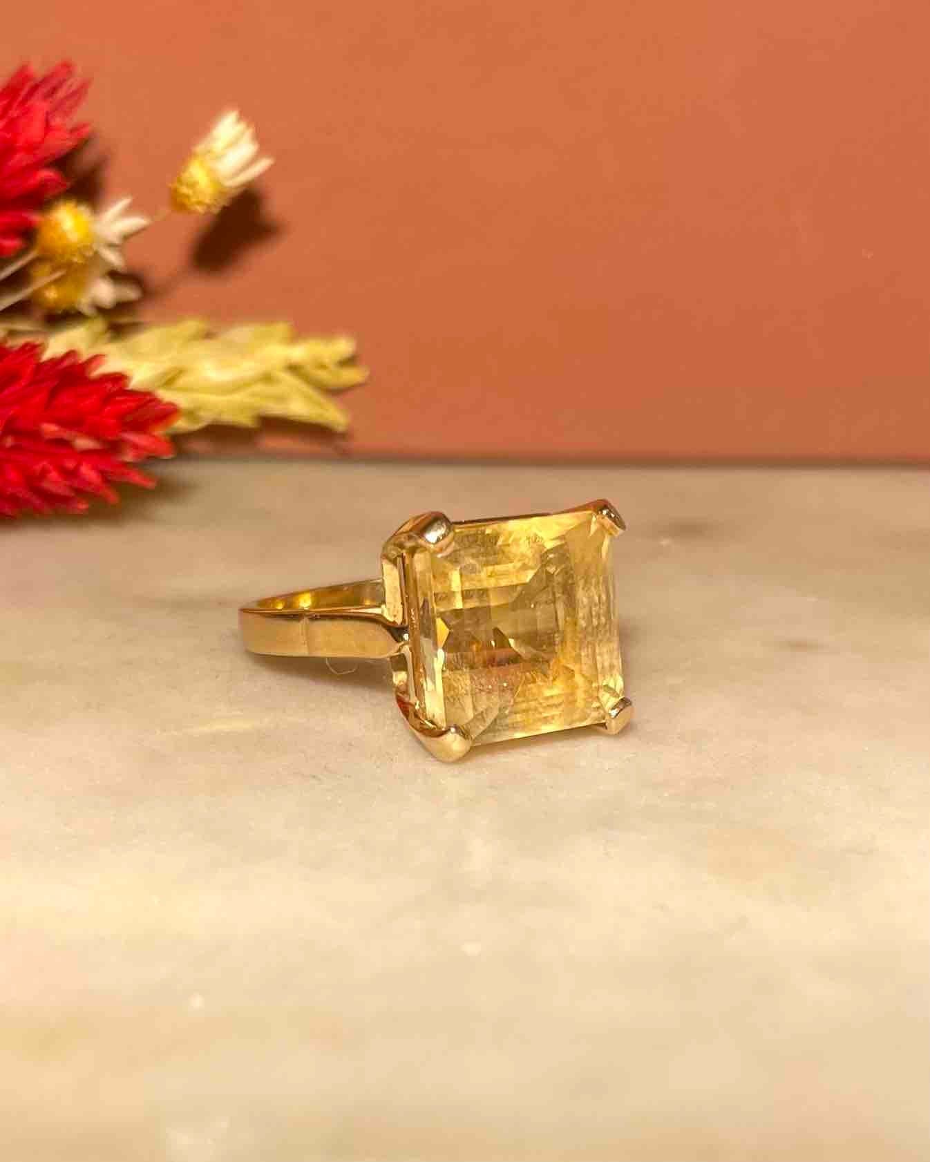 Bague Cocktail Citrine 9 Carats "Clothilde" - Elliade Paris