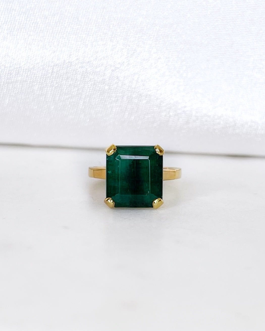 Bague Cocktail Émeraude 5.40 carats "Shay" - Elliade Paris