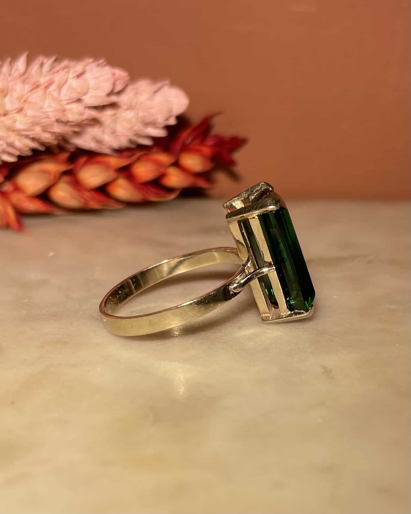 Anillo de cóctel "Jorine" de turmalina de 7 quilates