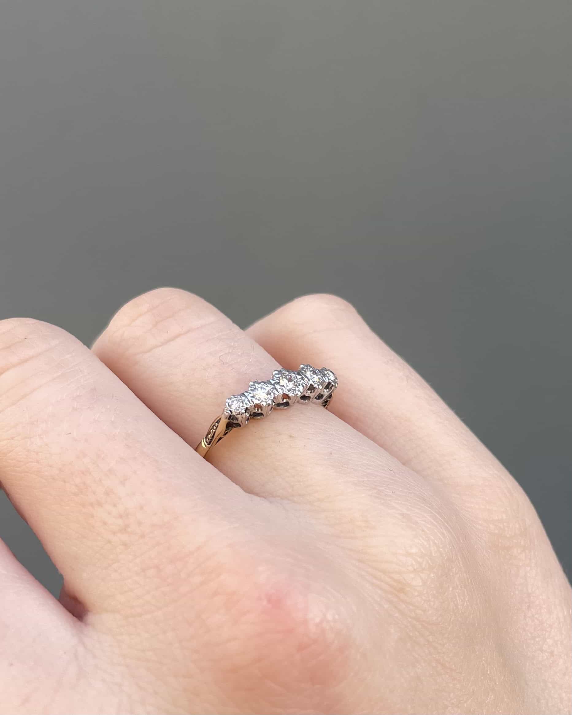 Bague Rivière Diamants 0.25 carat "Mahaud"